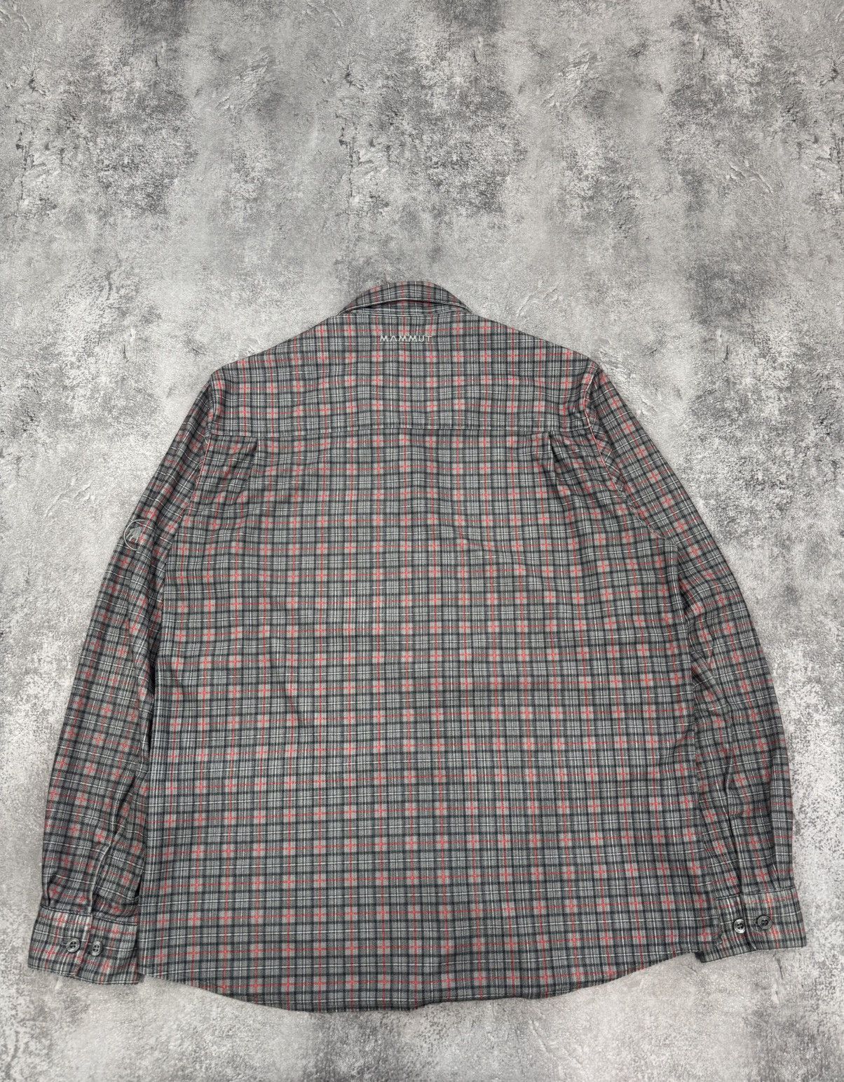 Mammut Mammut Men Shirt Grey Red Check Size L Size US L / EU 52-54 / 3 - 11 Thumbnail