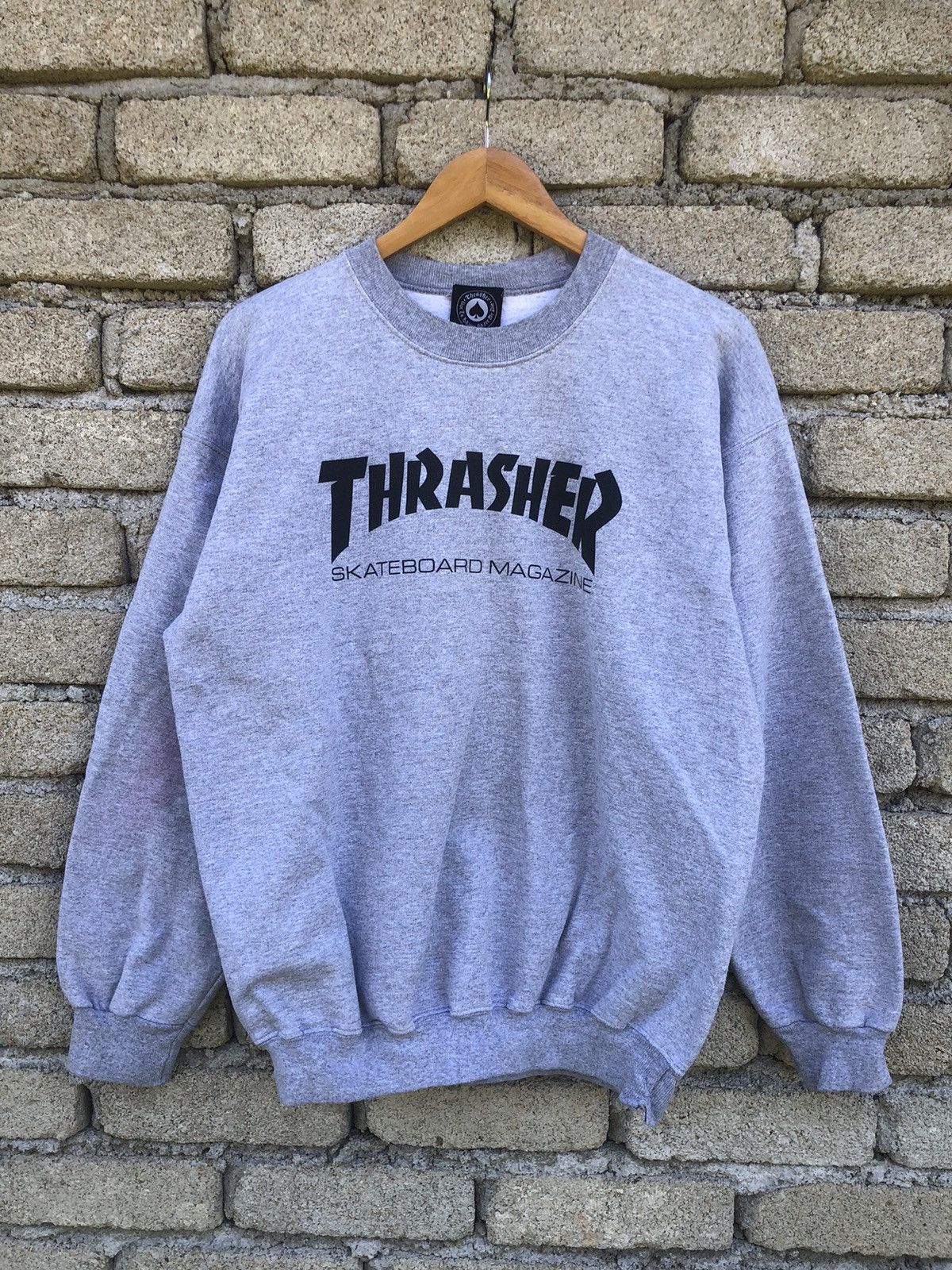 Thrasher Vintage Y2K Thrasher Skateboard Magazine Spellout Sweatshirt Size US L / EU 52-54 / 3 - 1 Thumbnail