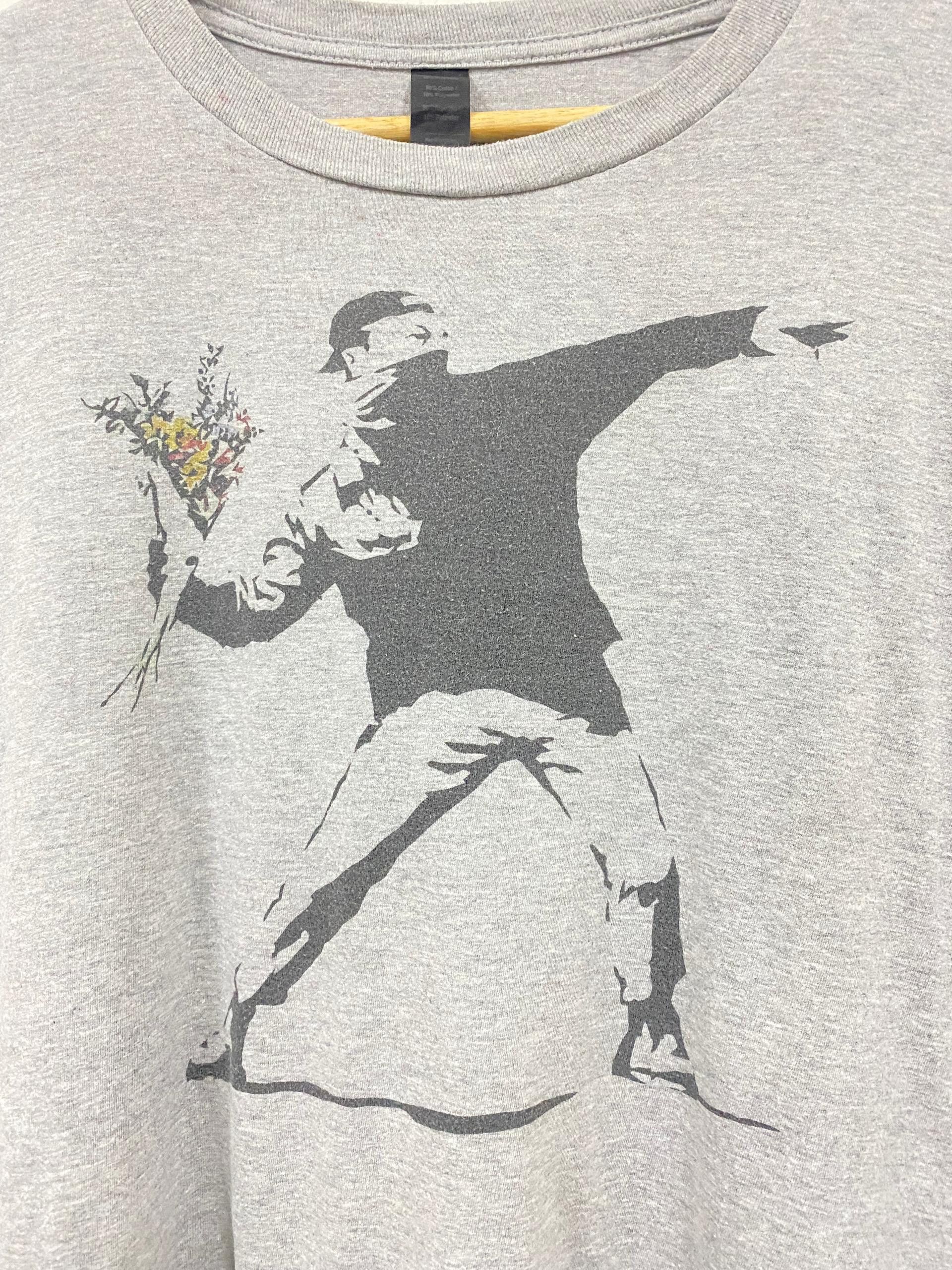 Vintage Vintage Y2K art BANKSY promo t shirt Size US XL / EU 56 / 4 - 3 Thumbnail