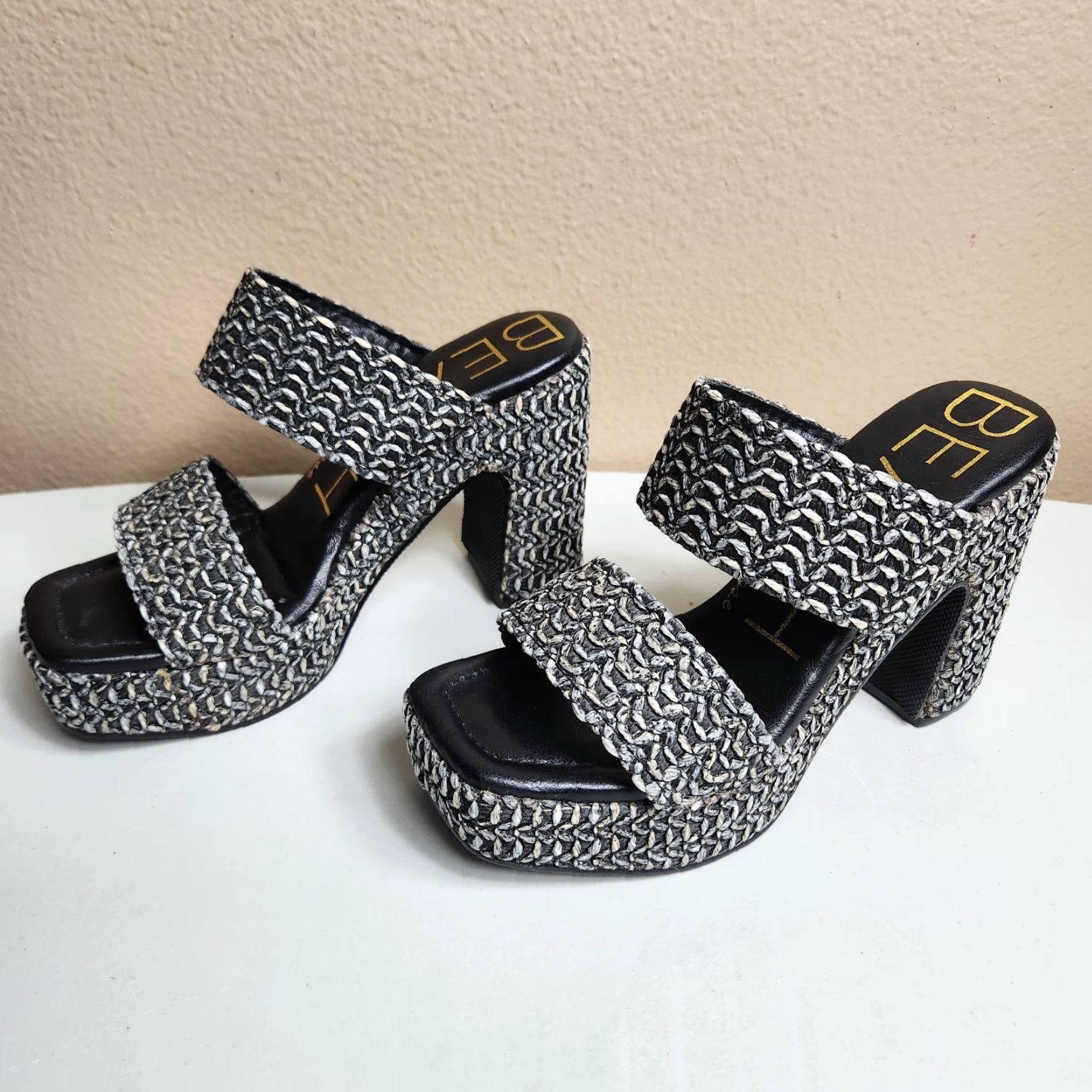 Matisse VINTAGE Beach by Matisse Womens |5| Black/Gray Gem Raffia Open Toe Slip-On Platform Heel Size US 5 / IT 35 - 3 Thumbnail