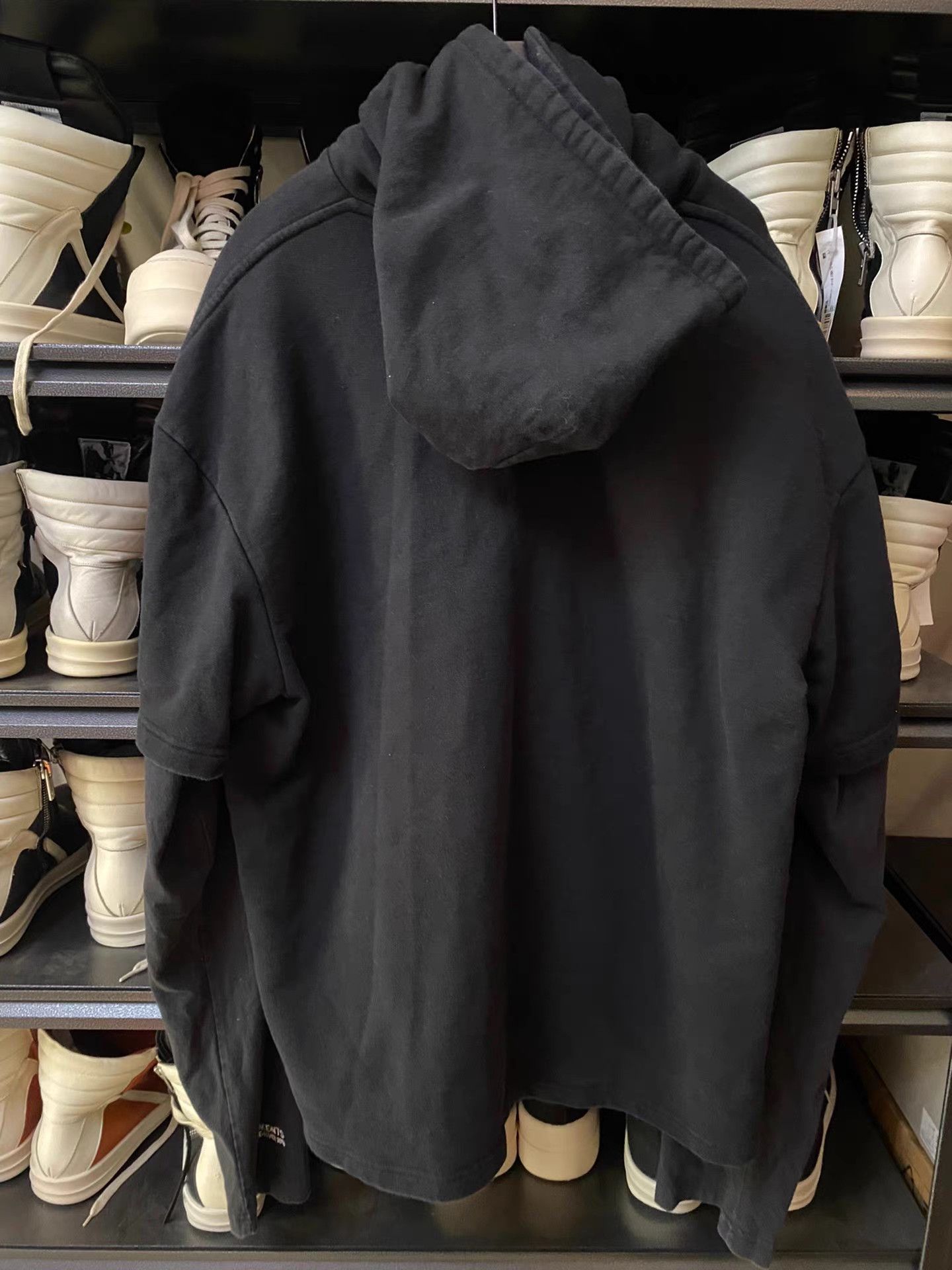 Vetements Vetements Fake Two-Piece Hoodie Size US XS / EU 42 / 0 - 2 Thumbnail