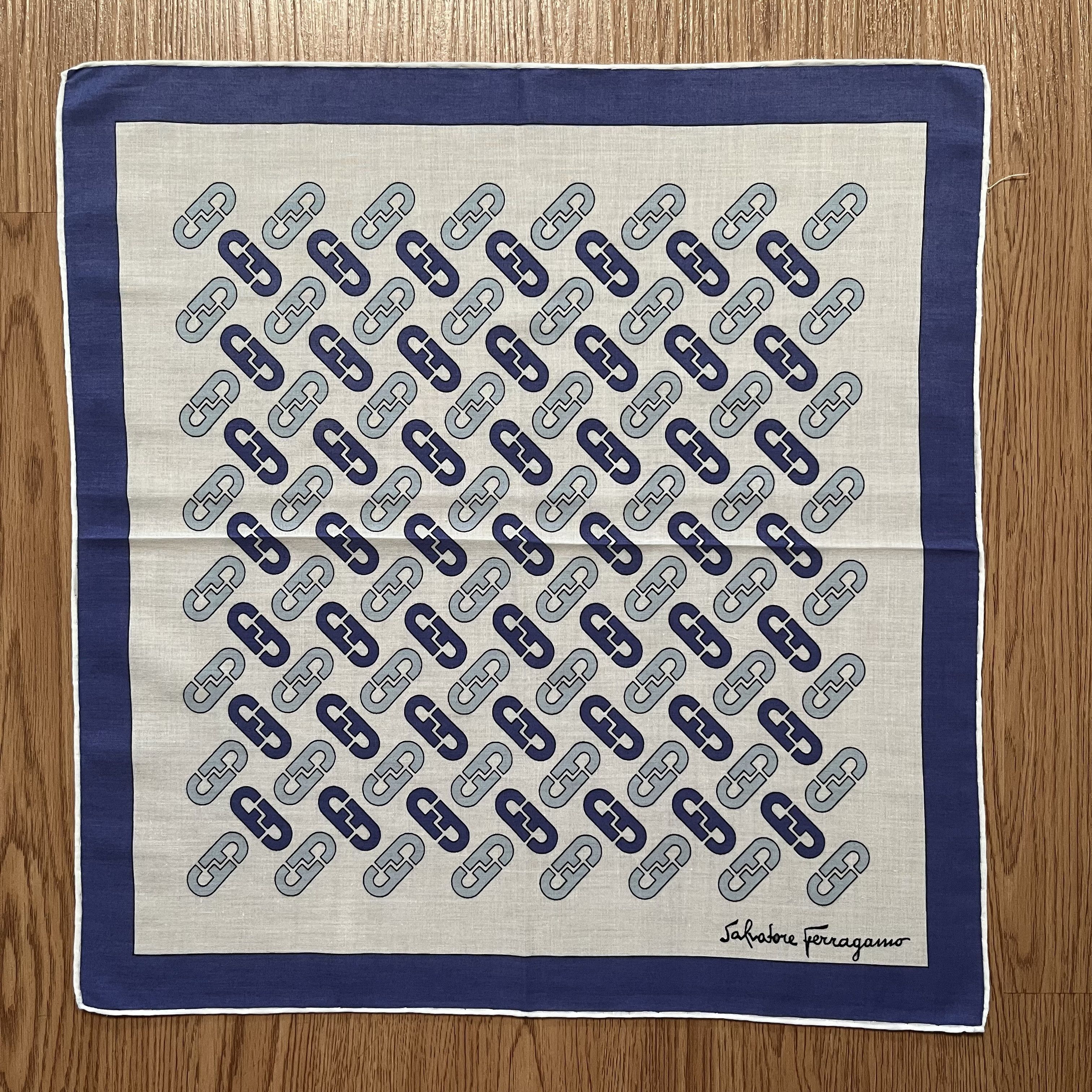 Salvatore Ferragamo Salvatore ferragamo Handkerchief Size ONE SIZE - 1 Thumbnail