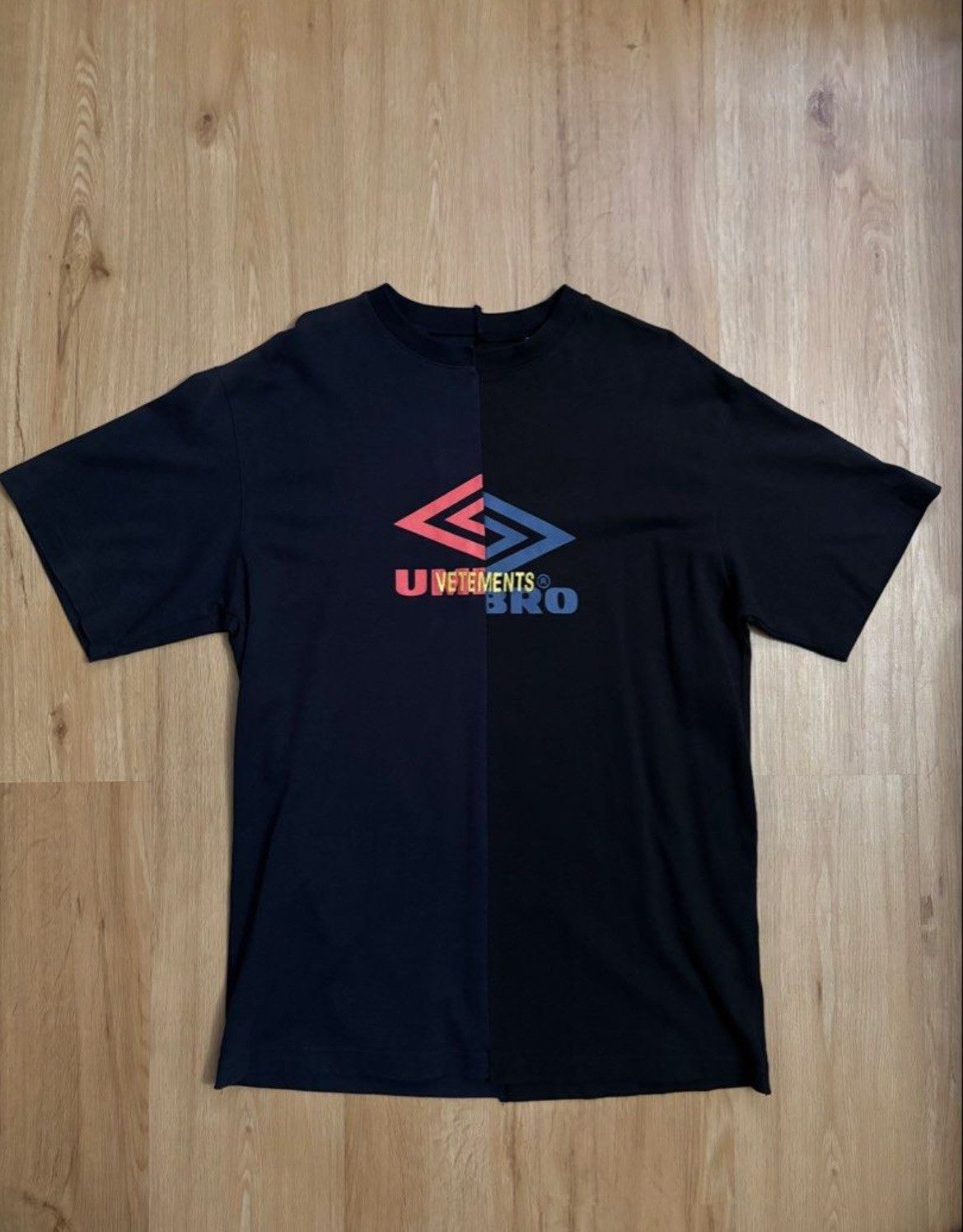 Vetements VETEMENTS Split Zürich T-shirt | Grailed