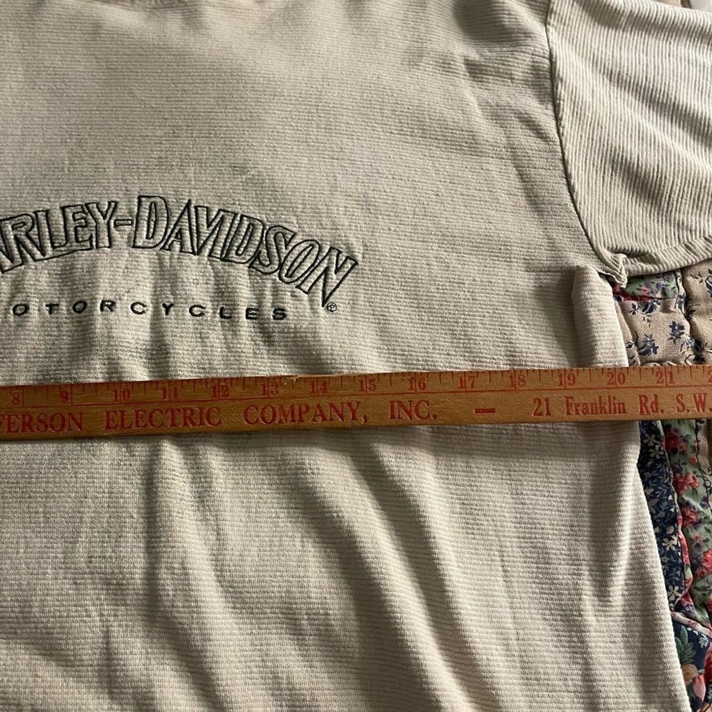 Harley Davidson Harley-Davidson Cream Men's T-Shirt size L(holes in pits) Size US L / EU 52-54 / 3 - 6 Thumbnail
