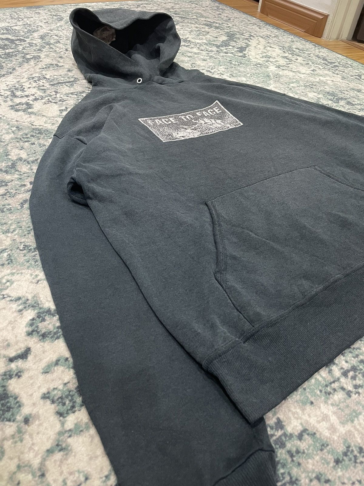 Seditionaries Vintage 1990 Faded Face to Face Punk Rock Hoodie Size US XL / EU 56 / 4 - 7 Thumbnail