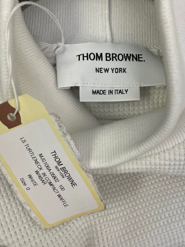 Thom Browne Thom Browne size0 White four stripe high collar waffle hood Size US XS / EU 42 / 0 - 3 Thumbnail