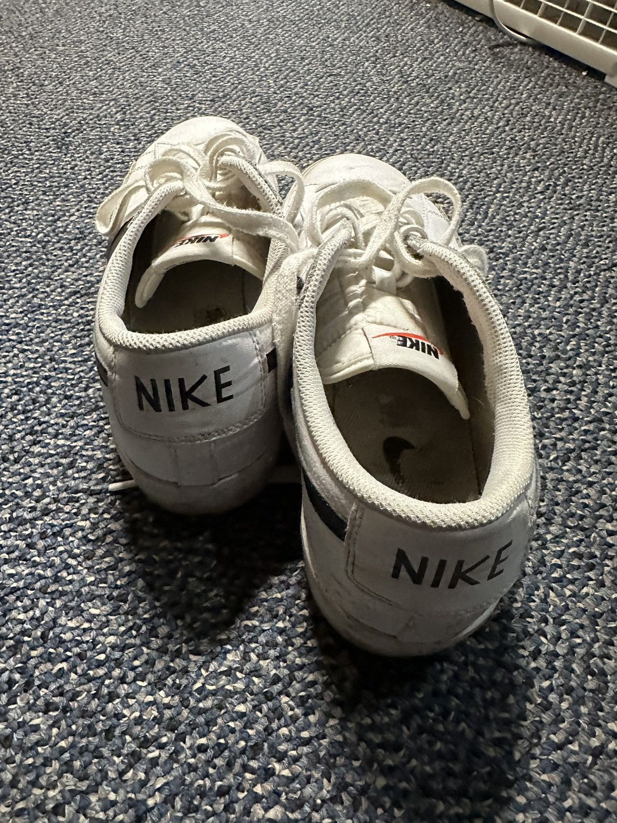 Nike Nike Blazer Size US 8.5 / EU 41-42 - 2 Thumbnail