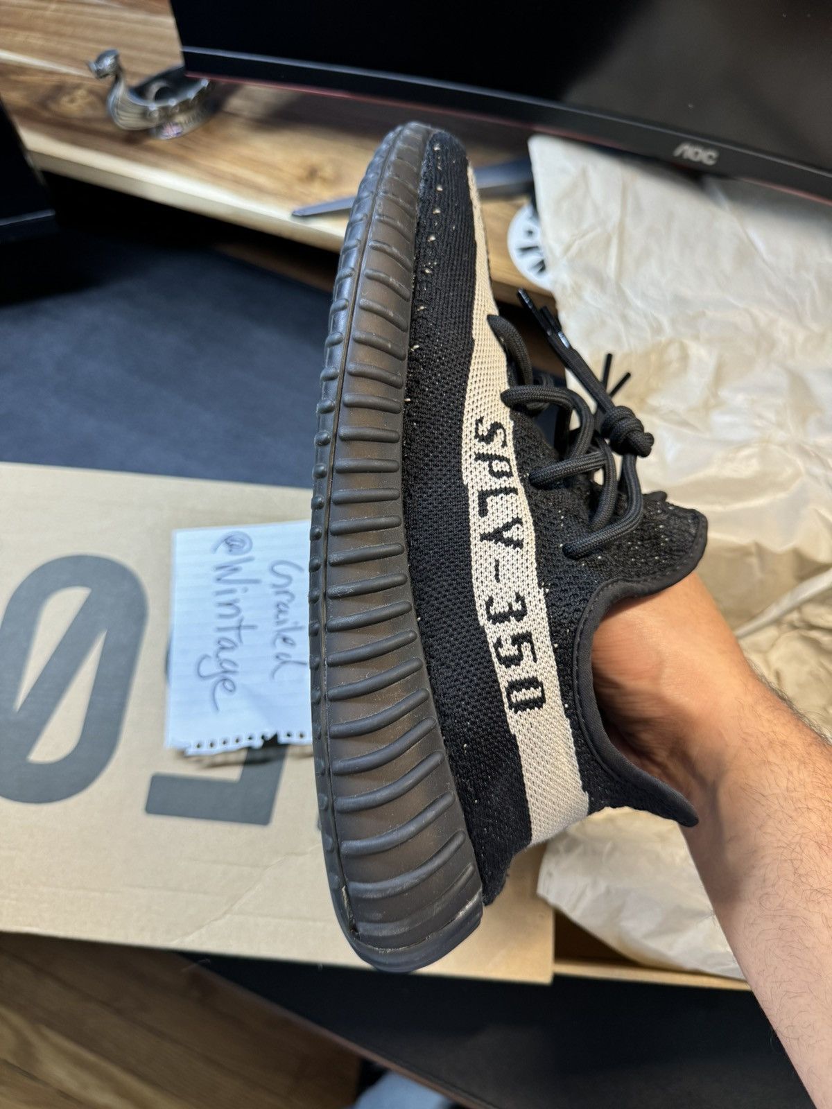 Adidas × Kanye West × Yeezy Yeezy Boost 350 V2 Oreo - 9.5M - Good Condition Size US 9.5 / EU 42-43 - 20 Thumbnail