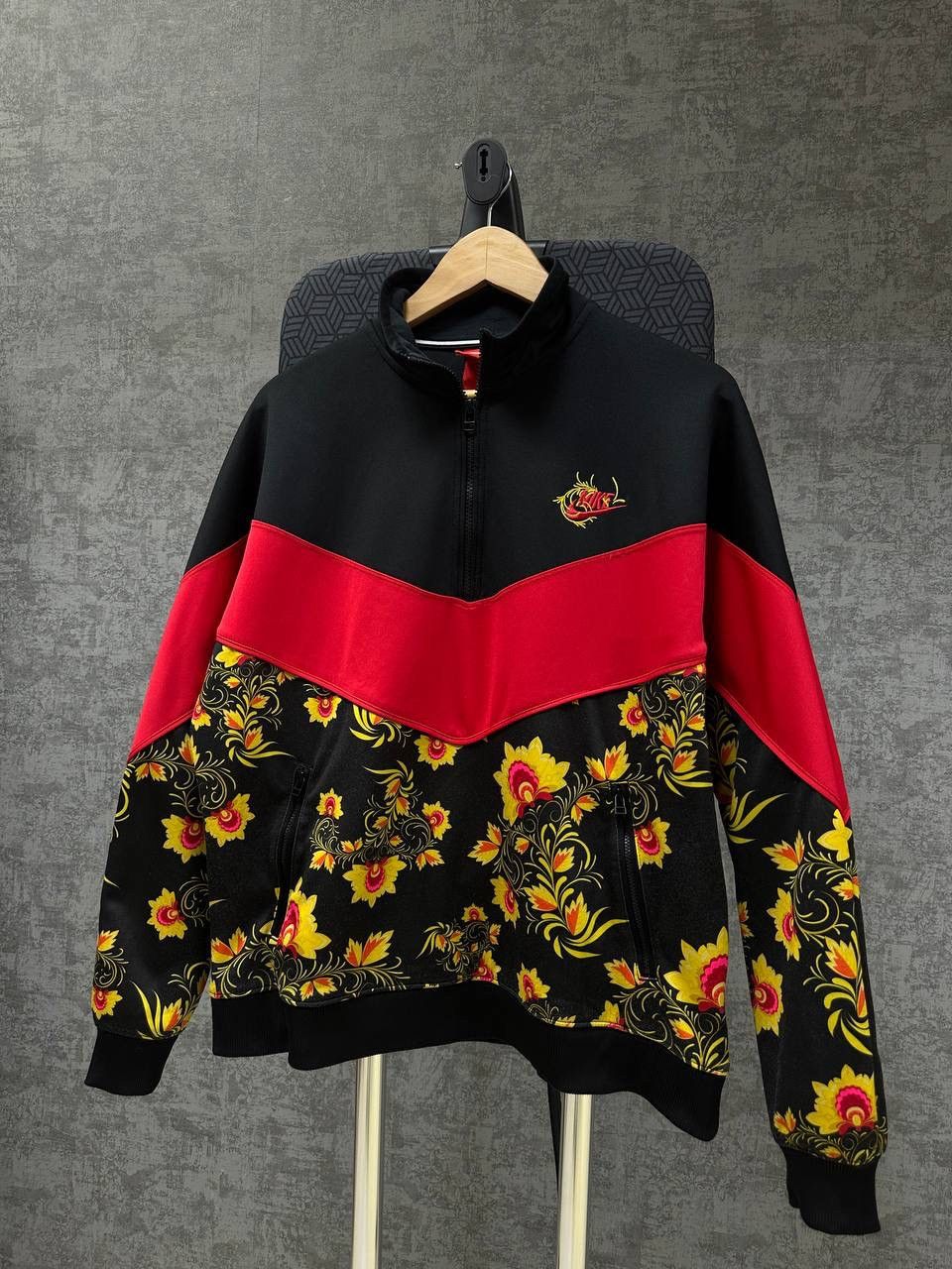 Nike × Nike ACG × Vintage Vintage Nike Track Floral Printed 1/4 Hoodie Size L / US 10 / IT 46 - 4 Thumbnail