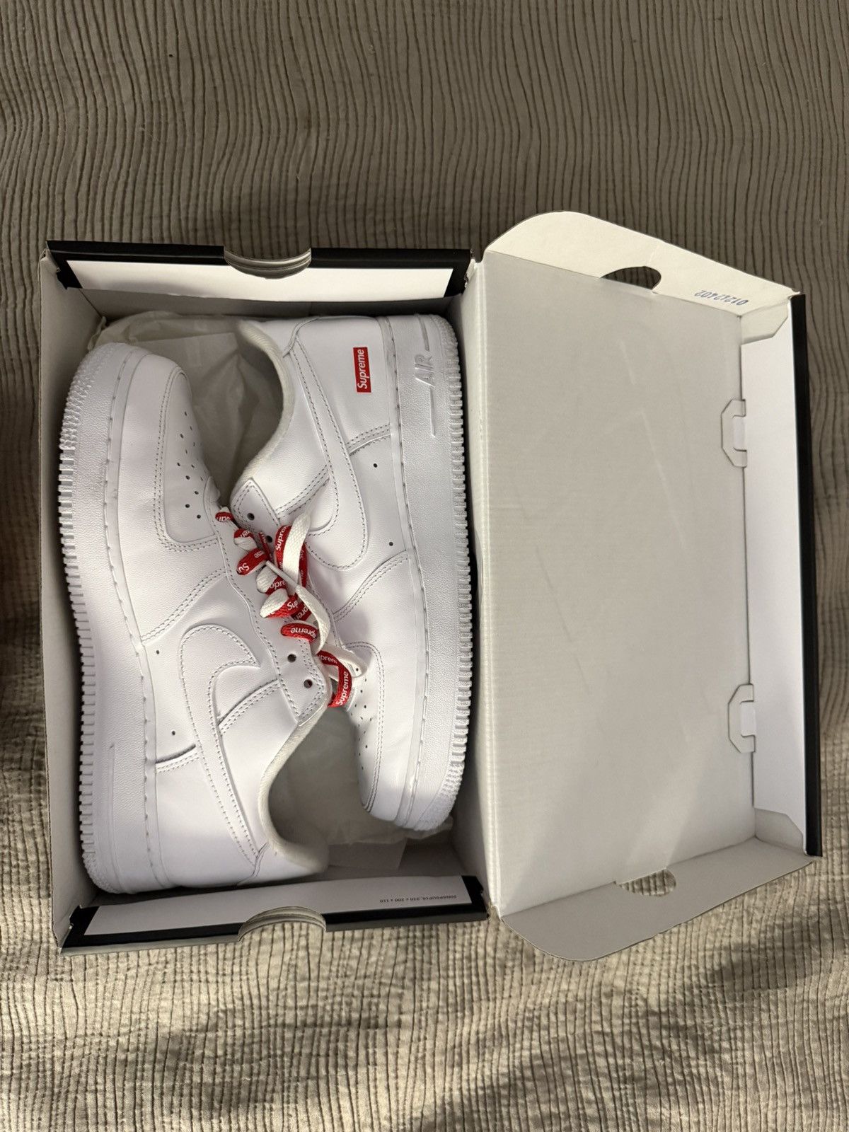 Nike × Supreme Nike Air Force Supreme Size US 8.5 / EU 41-42 - 1 Thumbnail