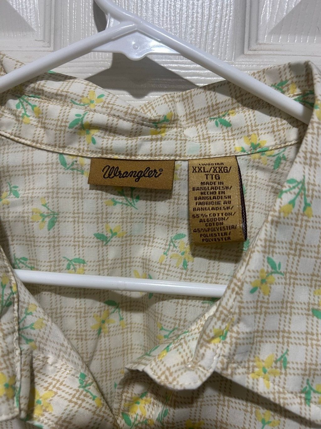 Wrangler Women's Wrangler Plaid Floral Button Down Shirt Plus XXL Size XXL / US 16-18 / IT 52-54 - 4 Thumbnail