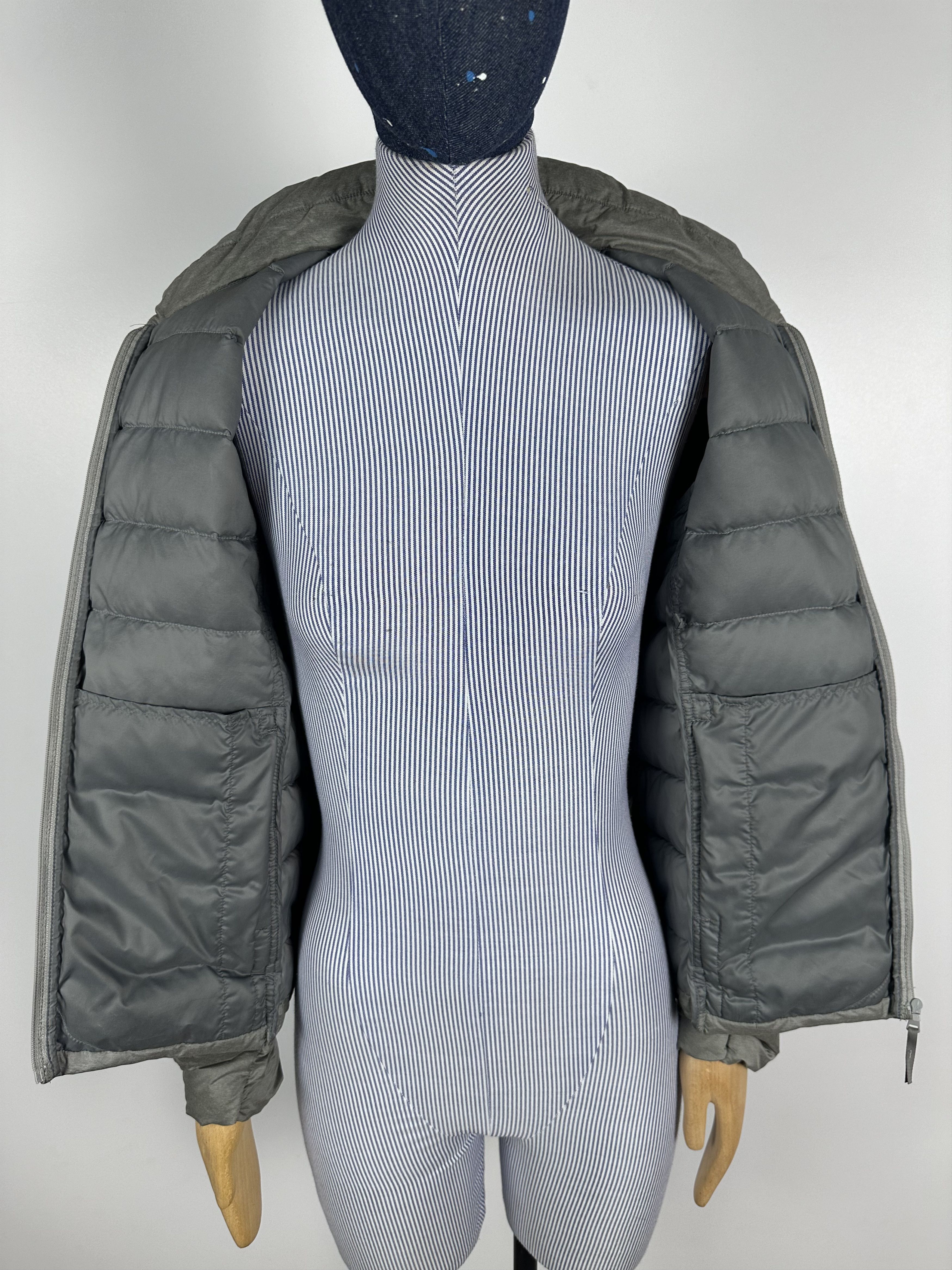 Uniqlo Uniqlo Jacket Ultra Light Down Puffer Packable Coat Zip Gray Size XS / US 0-2 / IT 36-38 - 6 Thumbnail