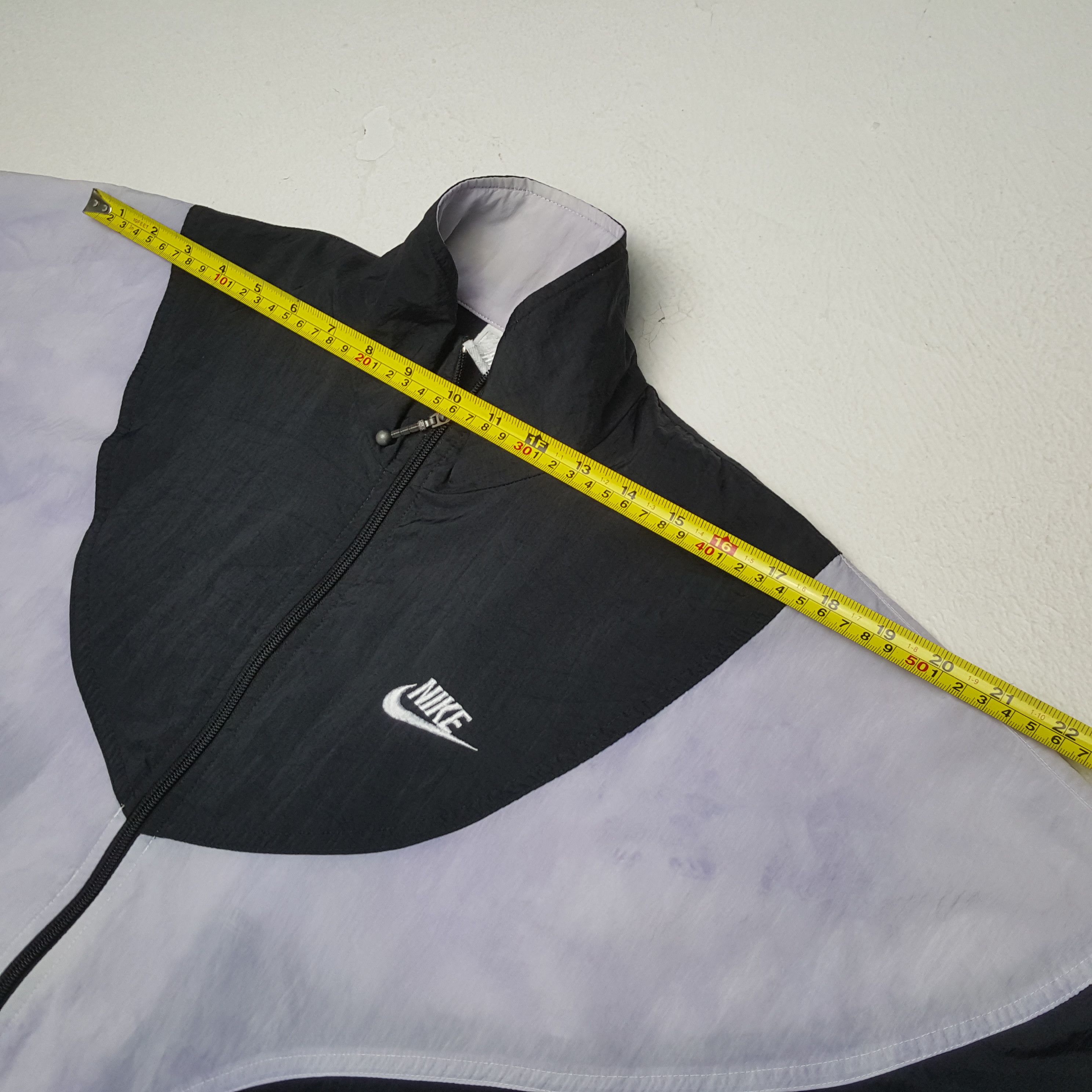Nike × Vintage Vintage NIKE Sportswear Streetwear Windbreaker Jacket Size US XL / EU 56 / 4 - 4 Thumbnail