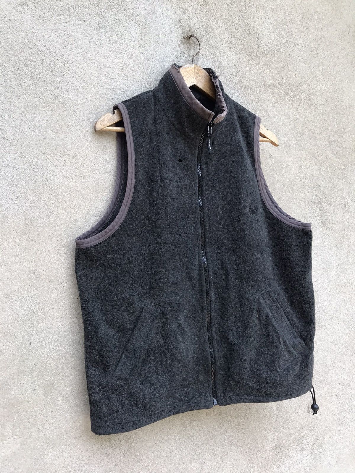 Burberry VINTAGE 90s BURBERRY SLEEVELESS JACKET Size US S / EU 44-46 / 1 - 3 Thumbnail