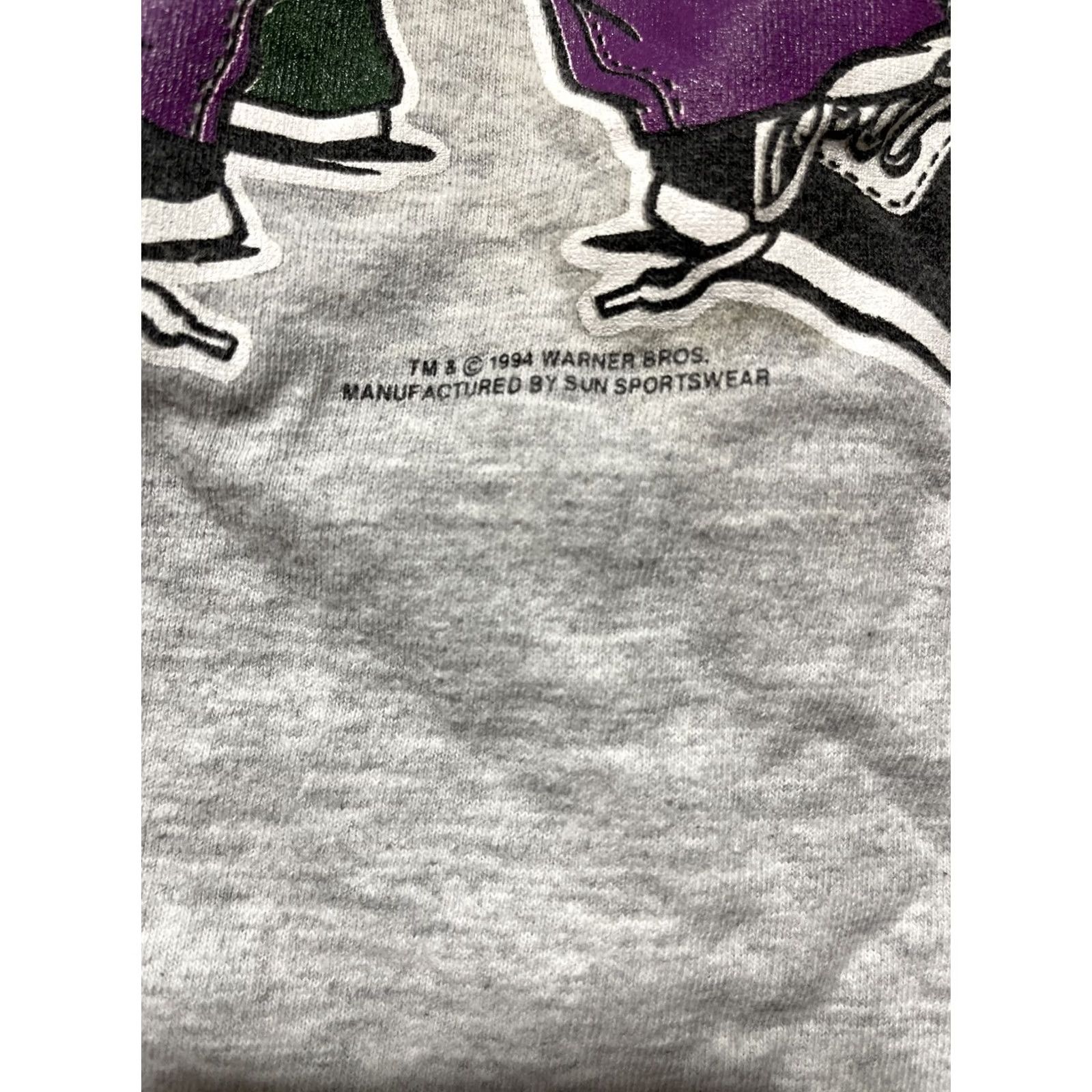 Vintage VINTAGE Looney Tunes Shirt Gray Crop Double Graphics Bugs Bunny Taz Gangster Hip Hop Cartoon 90s Short Sleeve Adult M Womens Mens Size US M / EU 48-50 / 2 - 2 Thumbnail