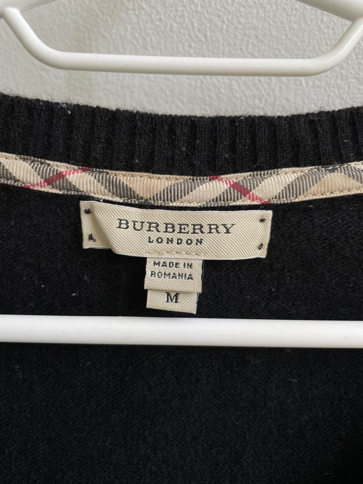 Burberry Burberry Wool Short Sleeve T Shirt Sweater Pullover Tee Size M / US 6-8 / IT 42-44 - 4 Thumbnail