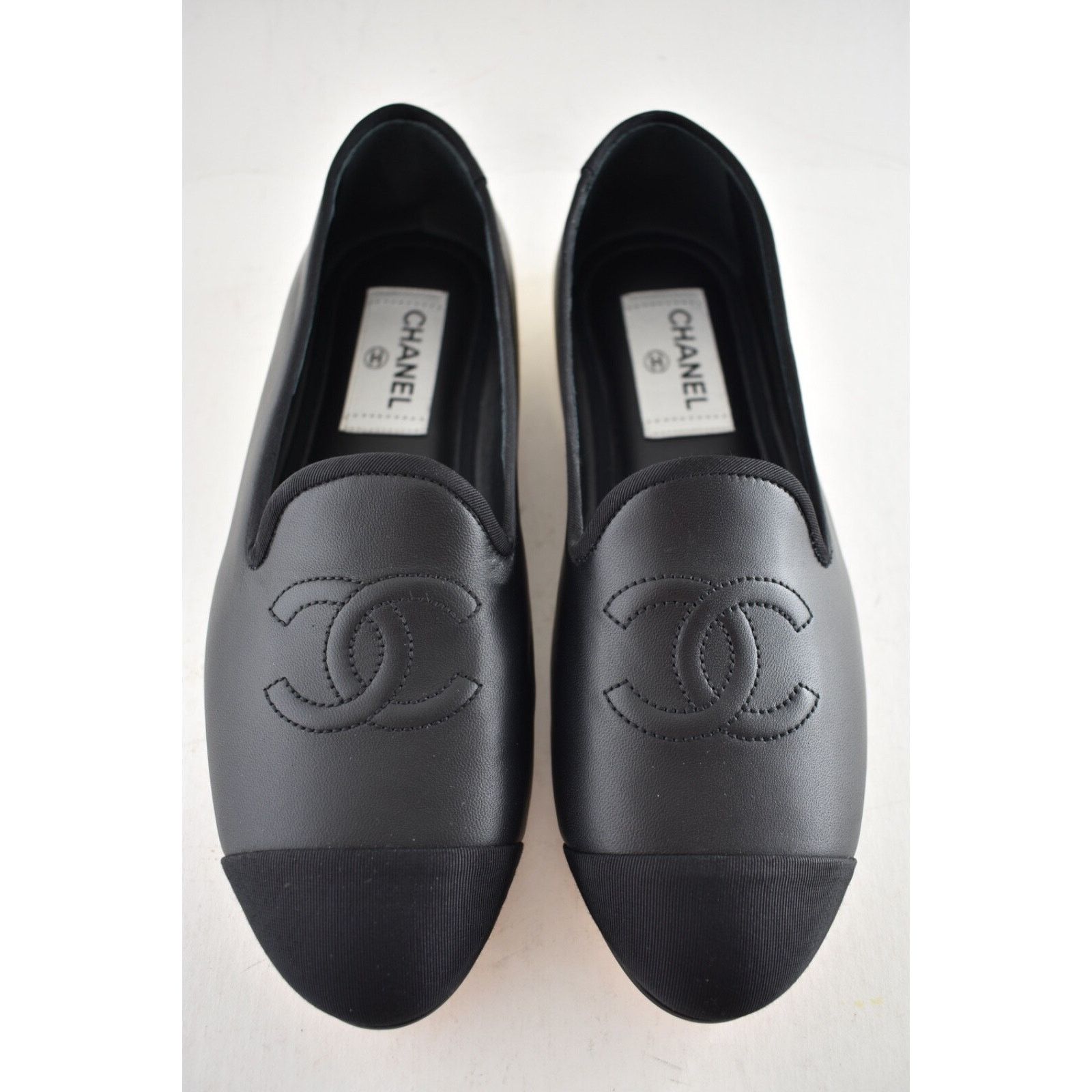 Chanel Chanel 23S Black Lambskin Grosgrain CC Logo Gold Heel Size US 7 / IT 37 - 2 Thumbnail
