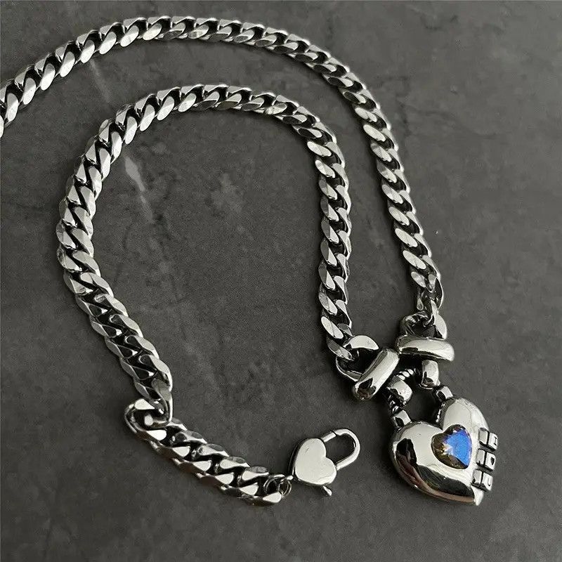 Japanese Brand × Vintage Love Pendant Y2k Punk Gothic Necklaces Model S Size ONE SIZE - 3 Thumbnail