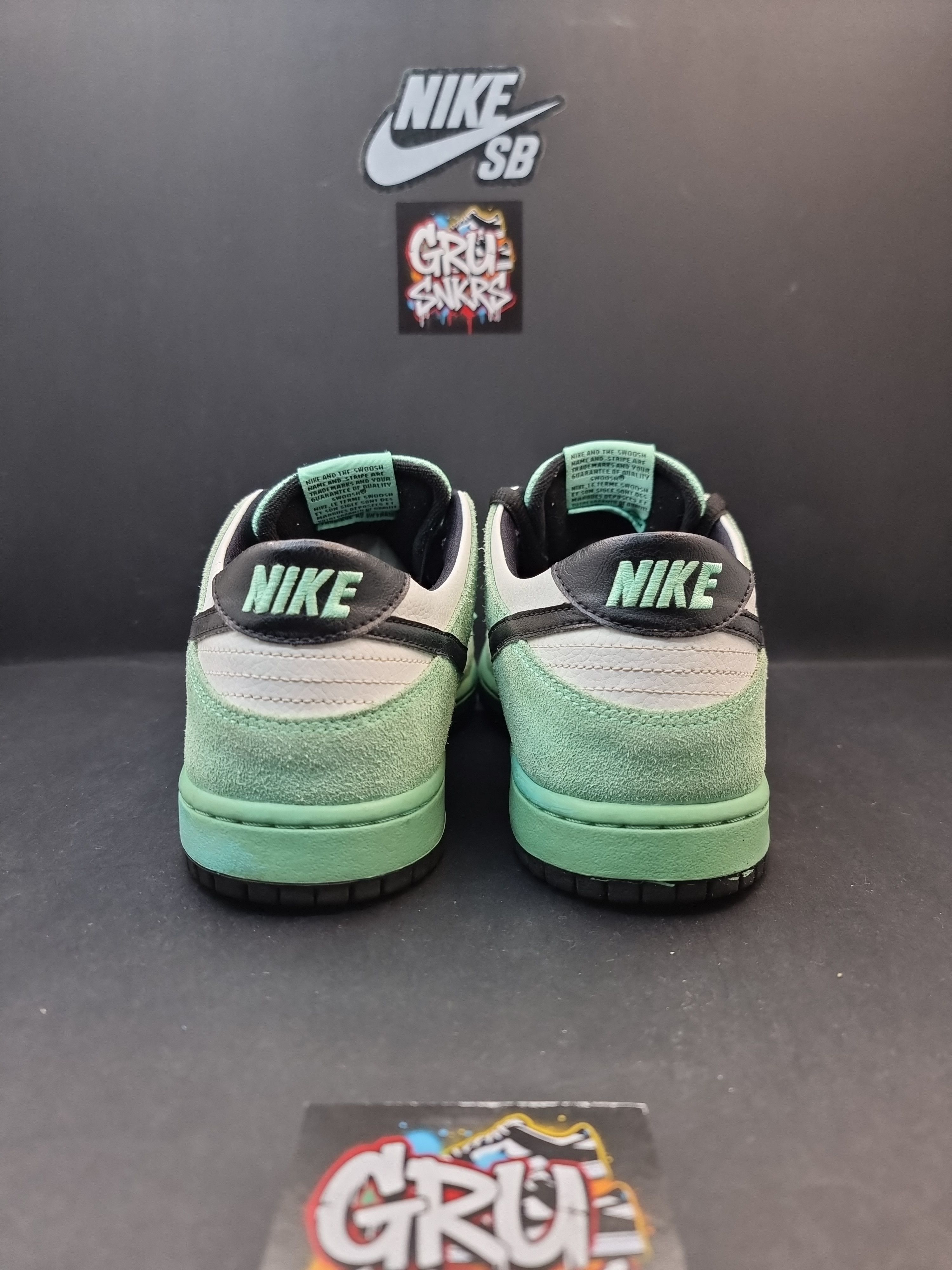 Nike SB Nike SB Dunk Low Sea Crystal Size US 10 / EU 43 - 4 Thumbnail