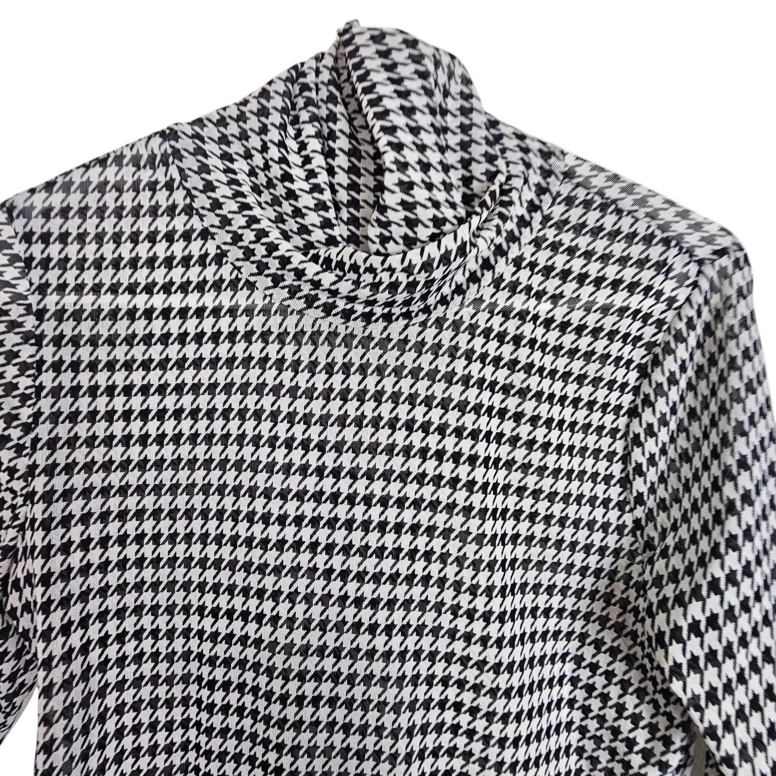 White House Black Market White House Black Market Sheer Houndstooth Top S Turtleneck Size S / US 4 / IT 40 - 2 Thumbnail