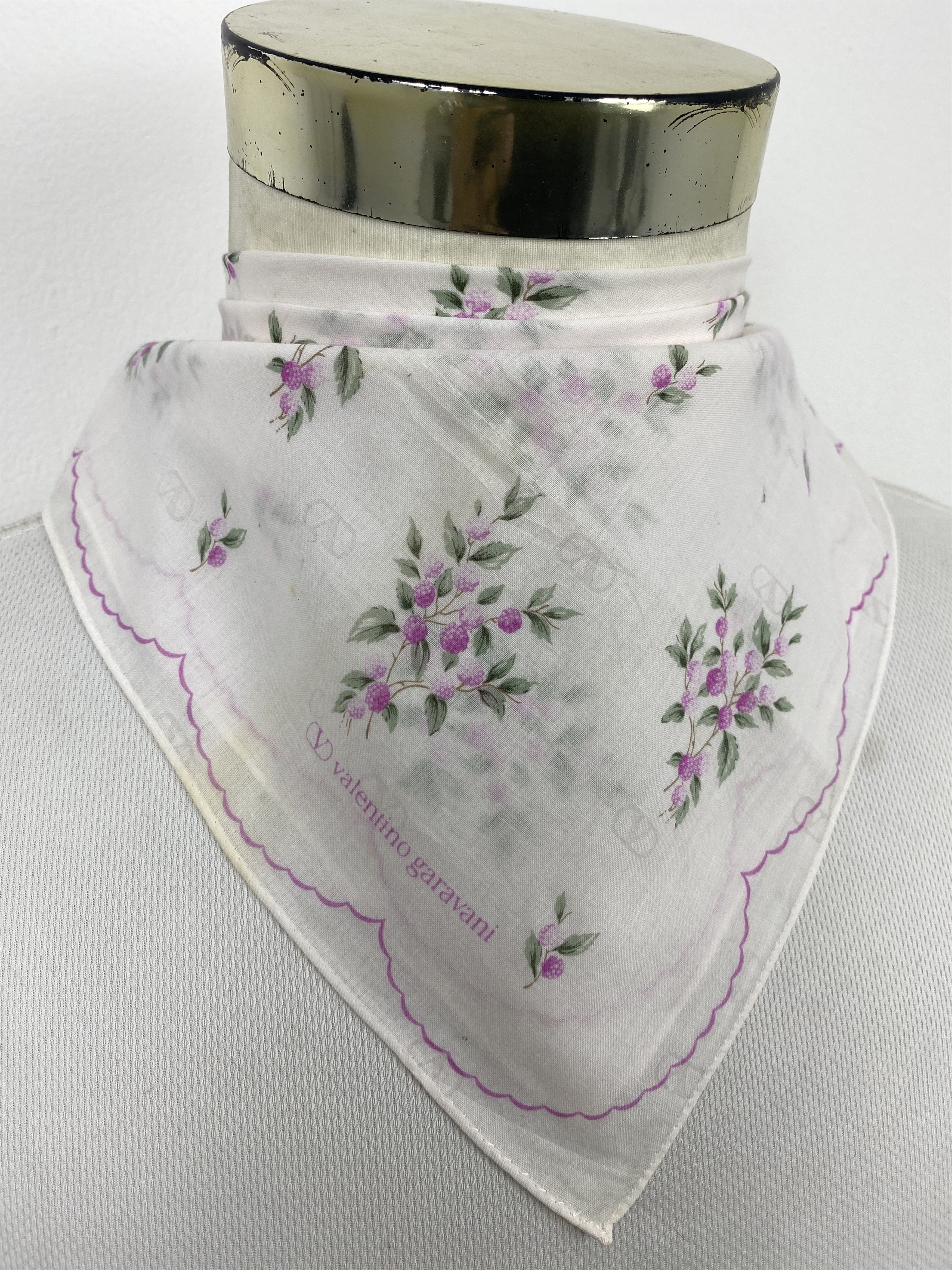 Valentino Valentino Garavani Handkerchief / Neckerchief KT0354 Size ONE SIZE - 2 Thumbnail