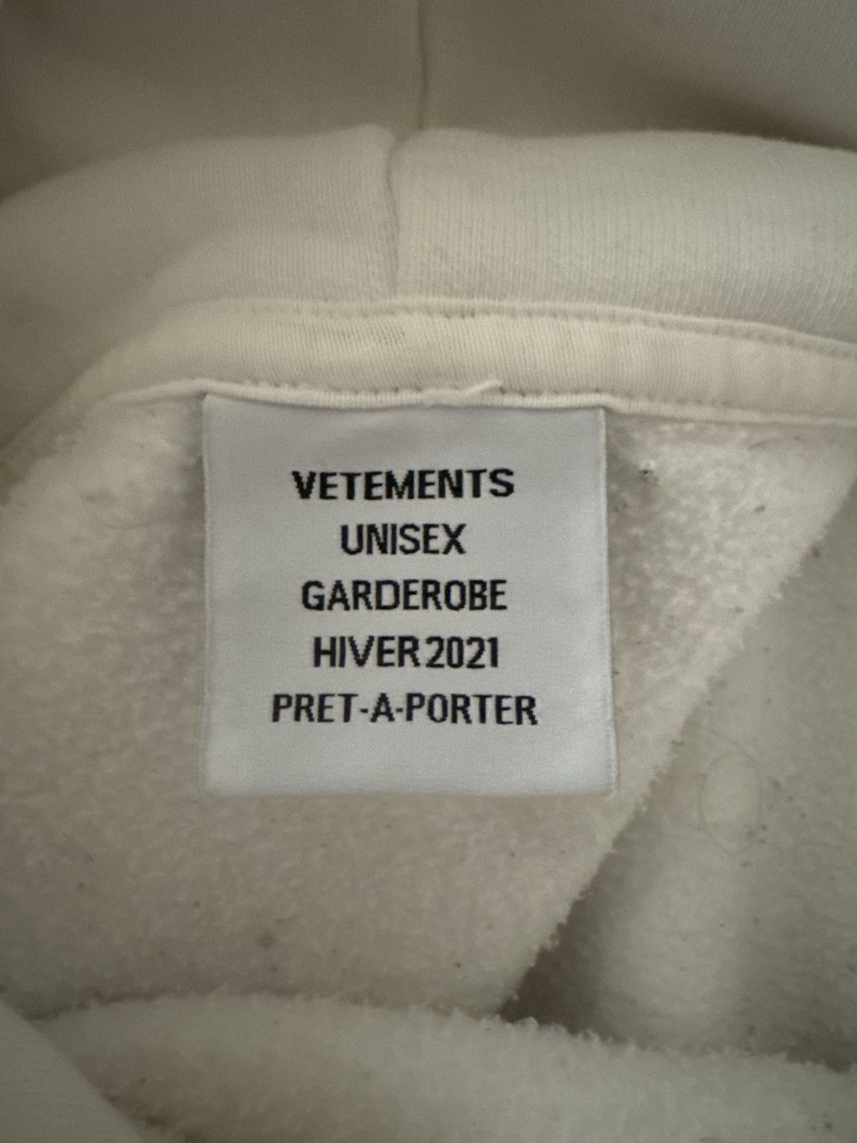 Vetements Vetements Heart Breaker Unicorn Size US L / EU 52-54 / 3 - 5 Thumbnail
