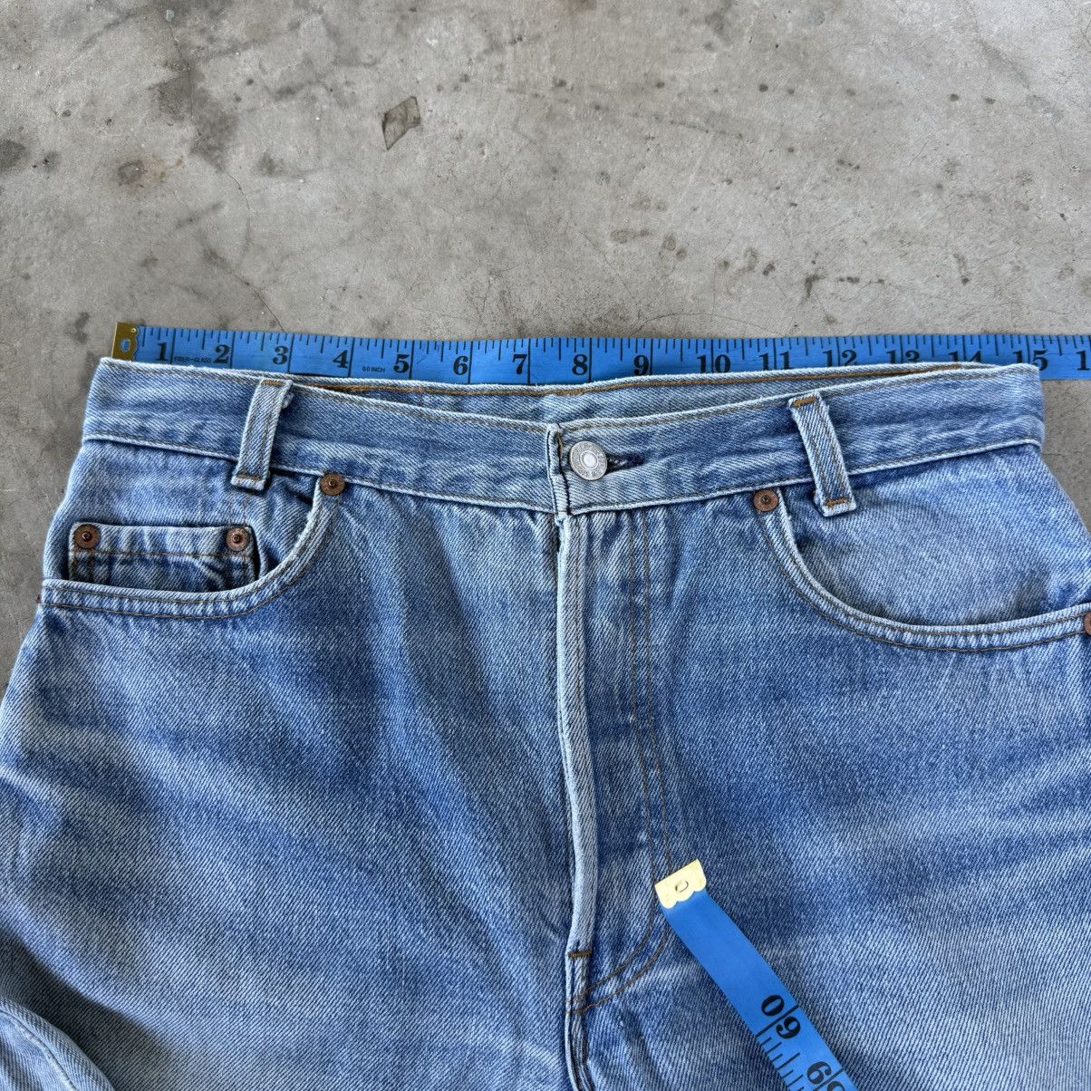 Levi's Vintage Clothing W30x30 Vintage Levi's 701 USA Faded Button Fly Denim Jean Size US 30 / EU 46 - 6 Thumbnail
