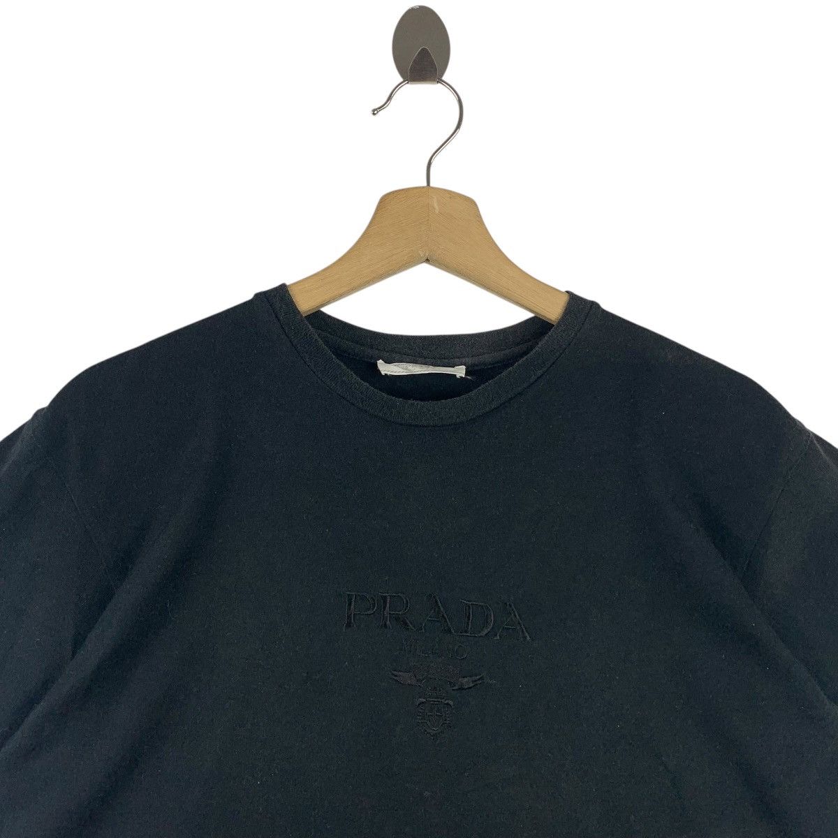 Designer × Prada × Vintage Vintage PRADA black on black prada embroidery spellout tee Size US M / EU 48-50 / 2 - 2 Thumbnail
