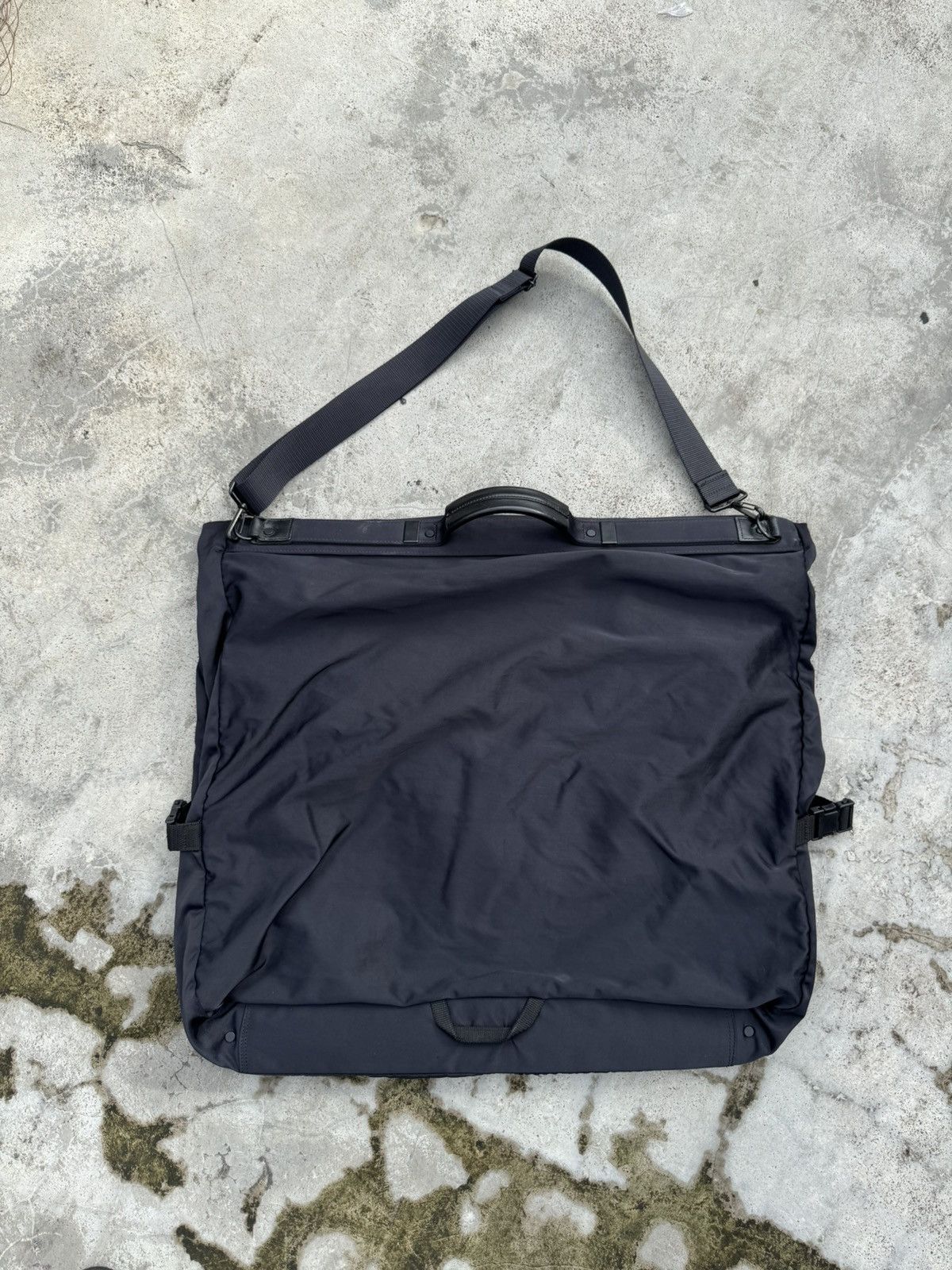 Issey Miyake Rare Beatiful Issey Miyake Design Studio Travel Garment Bag Size ONE SIZE - 2 Thumbnail