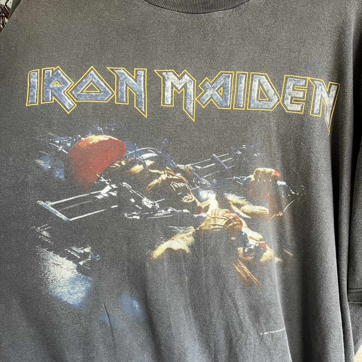 Iron Maiden 90s vintage Iron Maiden 1995 band t shirt Size US XL / EU 56 / 4 - 4 Thumbnail
