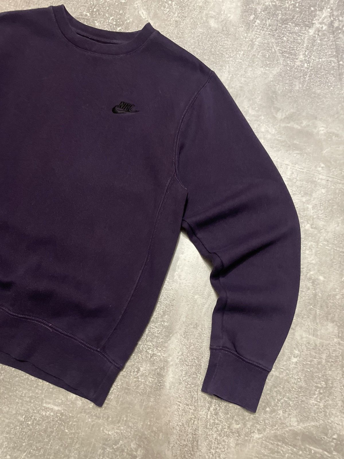 Nike Vintage Nike Basic Purple Sweatshirt Crewneck Size S Men’s Size US S / EU 44-46 / 1 - 5 Thumbnail