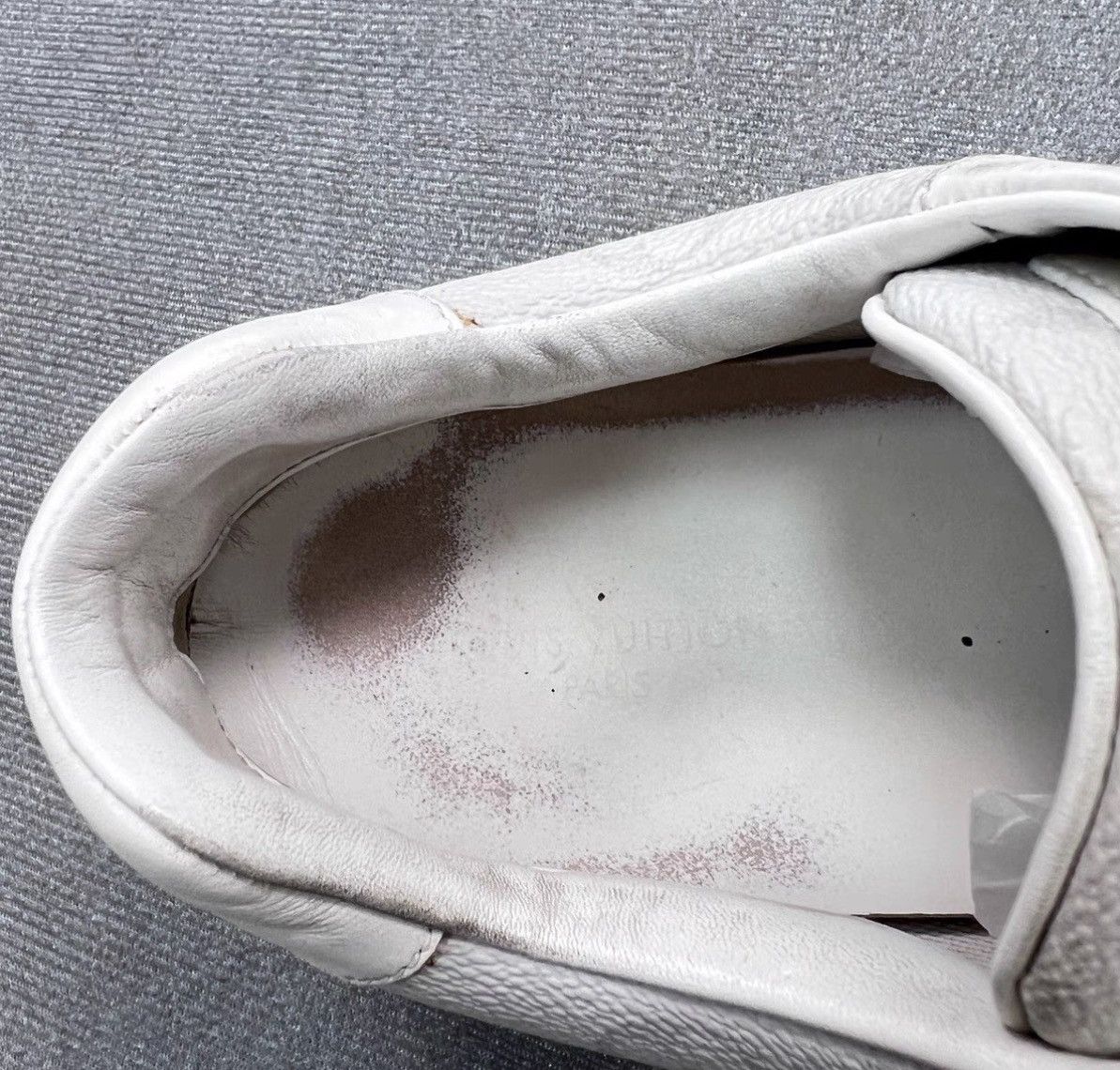 Louis Vuitton Louis Vuitton Run Away Monogram Leather Casual Sneakers Size US 9 / EU 42 - 7 Thumbnail