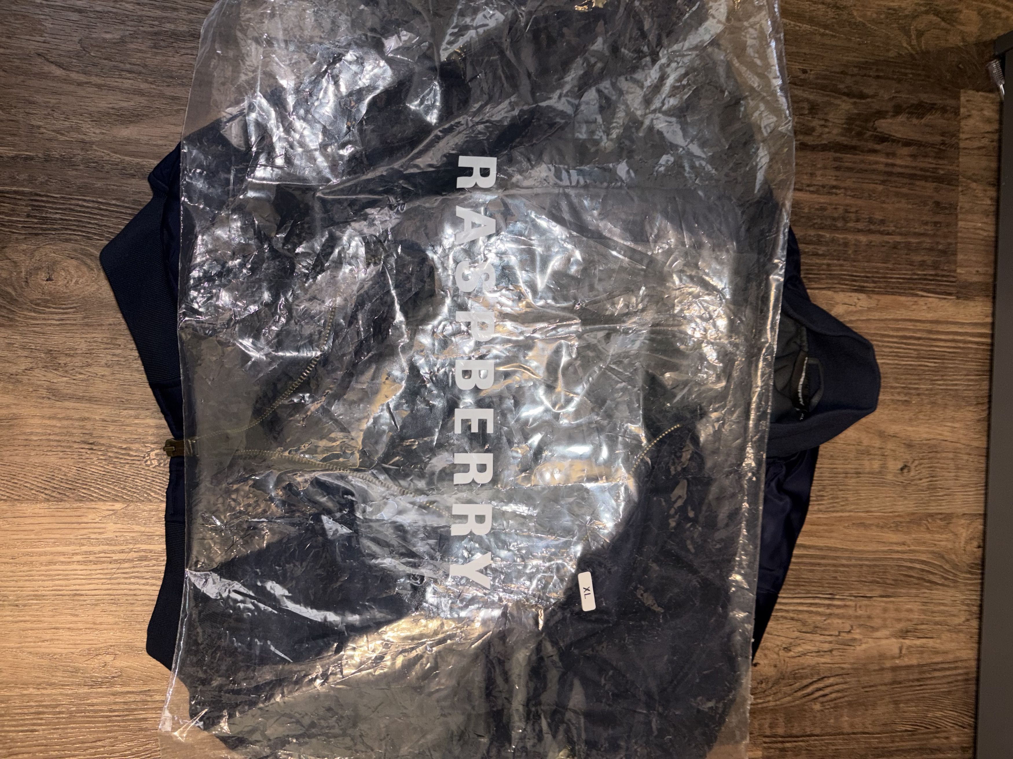 The GV Gallery Navy Bomber (Raspberry Hills) Size US XL / EU 56 / 4 - 3 Thumbnail