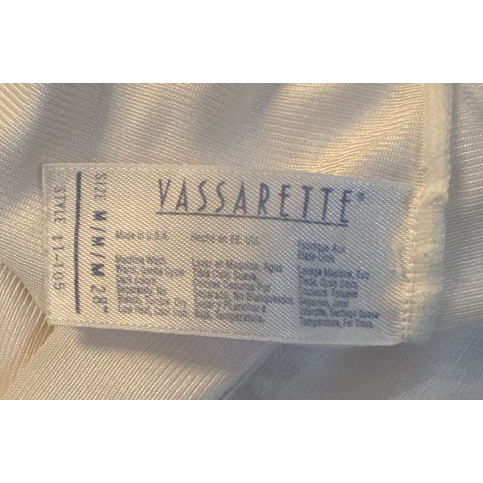 Vintage VINTAGE Vassarette Slip Women M Cream Nylon Half Lace Trim Secretary/Geek Look Mens Size ONE SIZE - 5 Thumbnail