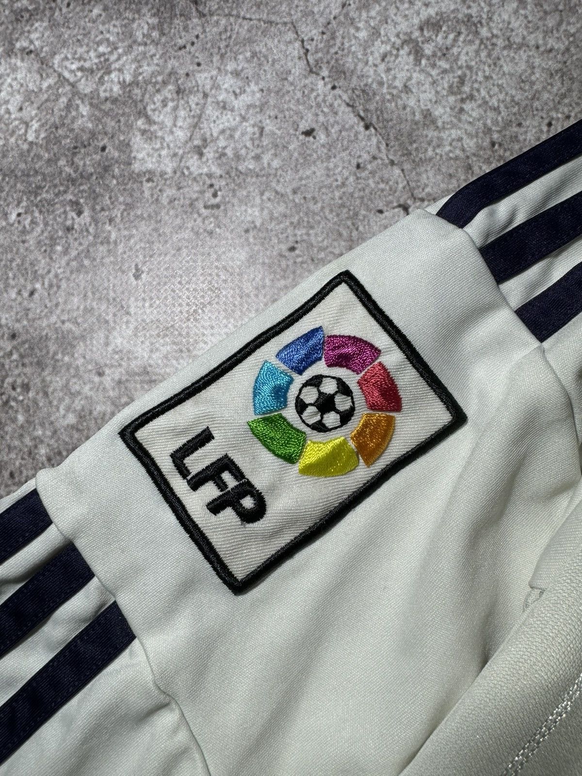 Adidas Real Madrid 2012 Adidas Soccer Jersey Football Long Sleeve Size US L / EU 52-54 / 3 - 9 Thumbnail