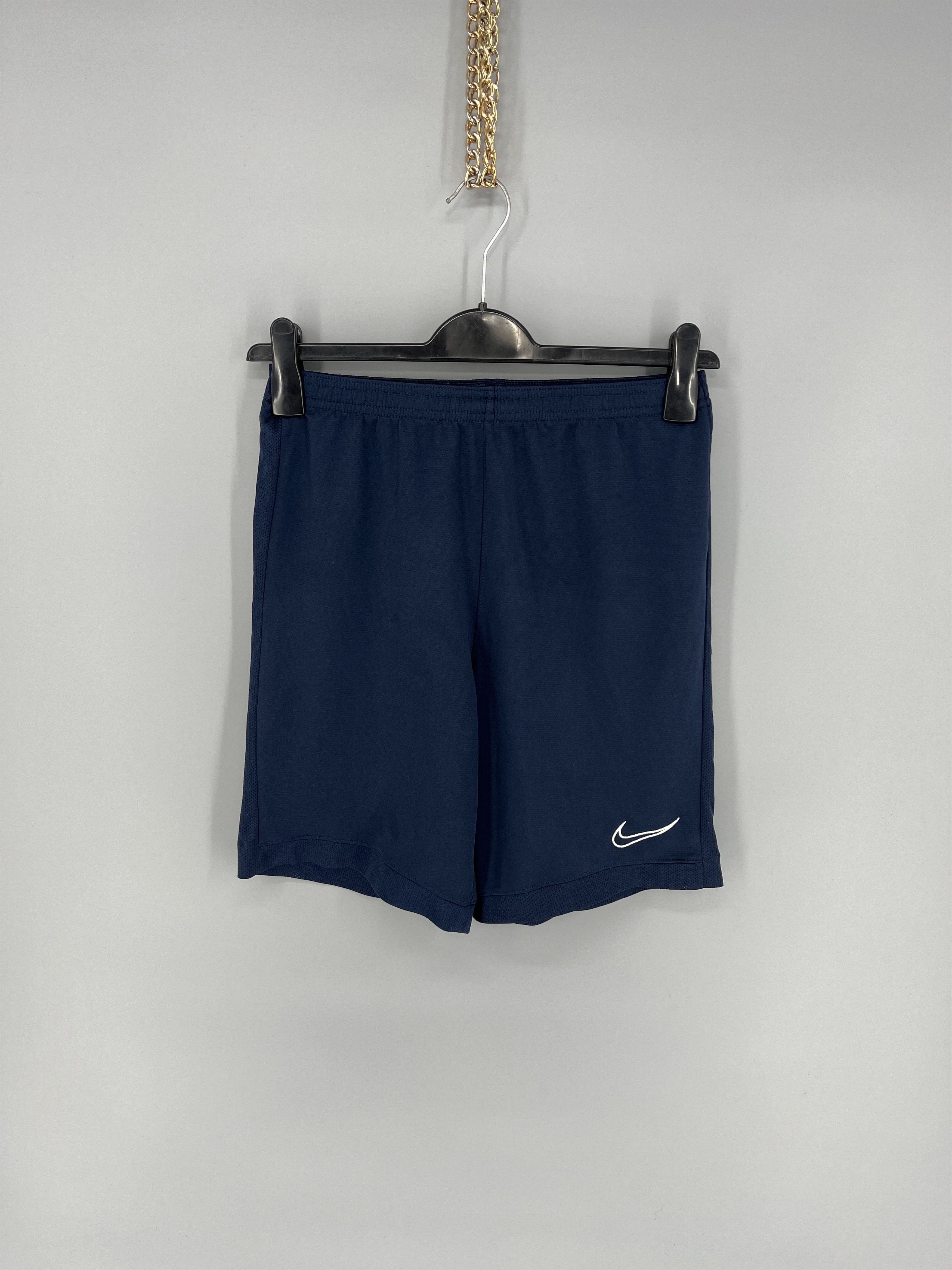 Nike 90s Vintage Nike Swoosh Logo Shorts Travis Style Size US 32 / EU 48 - 1 Thumbnail