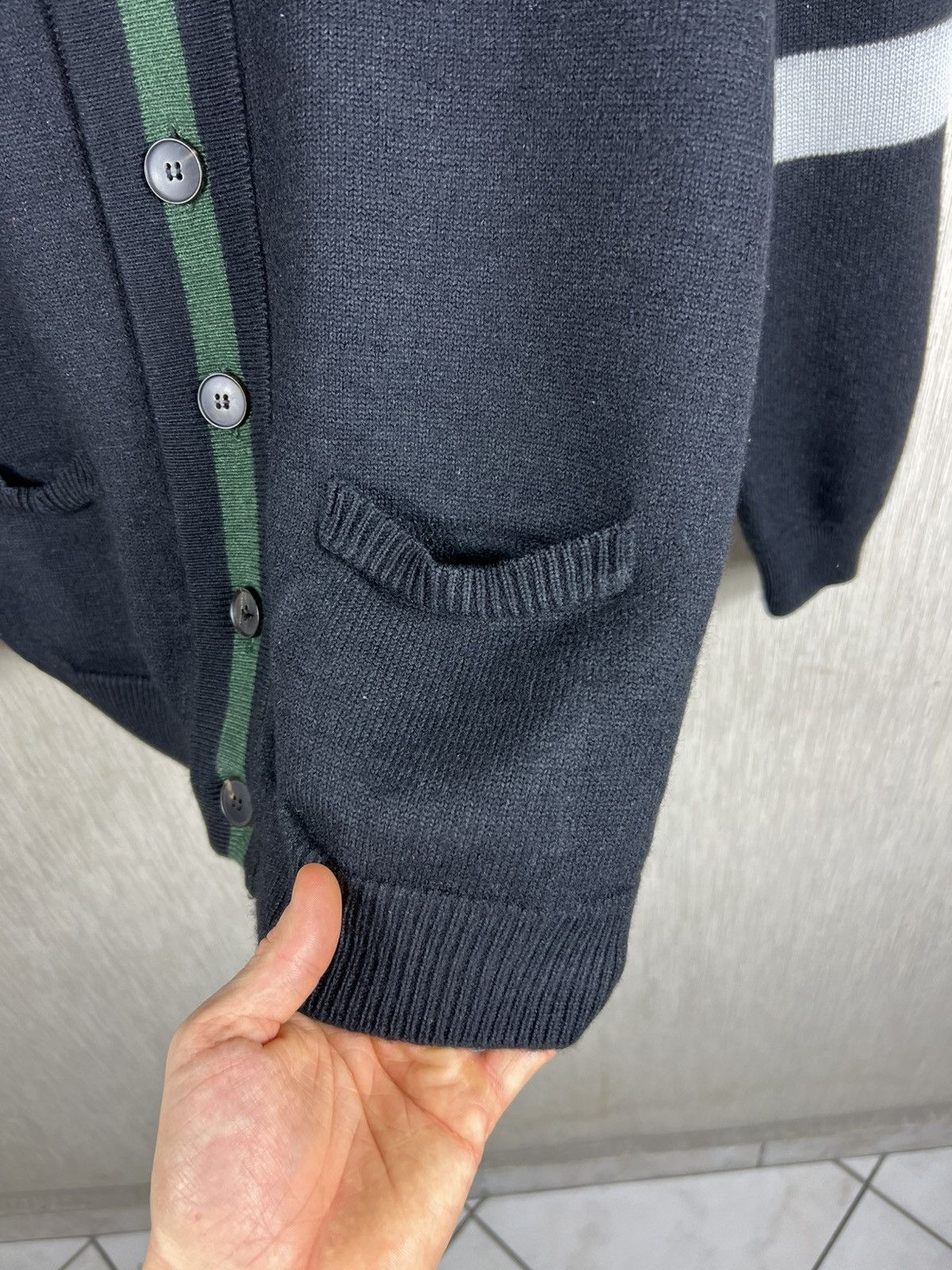 Gucci Vintage Gucci Tom Ford collage cardigan sweater logo striped Size US L / EU 52-54 / 3 - 9 Thumbnail