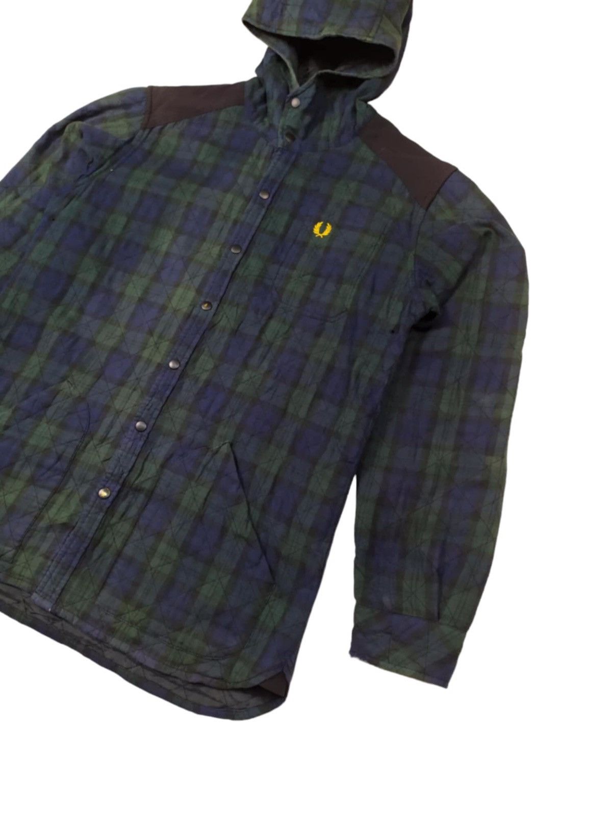Fred Perry × Vintage VINTAGE Fred Perry Quilte Distressed Hooded Jacket Size US XL / EU 56 / 4 - 3 Thumbnail