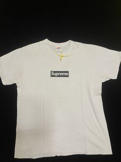 Supreme daikanyama box online logo