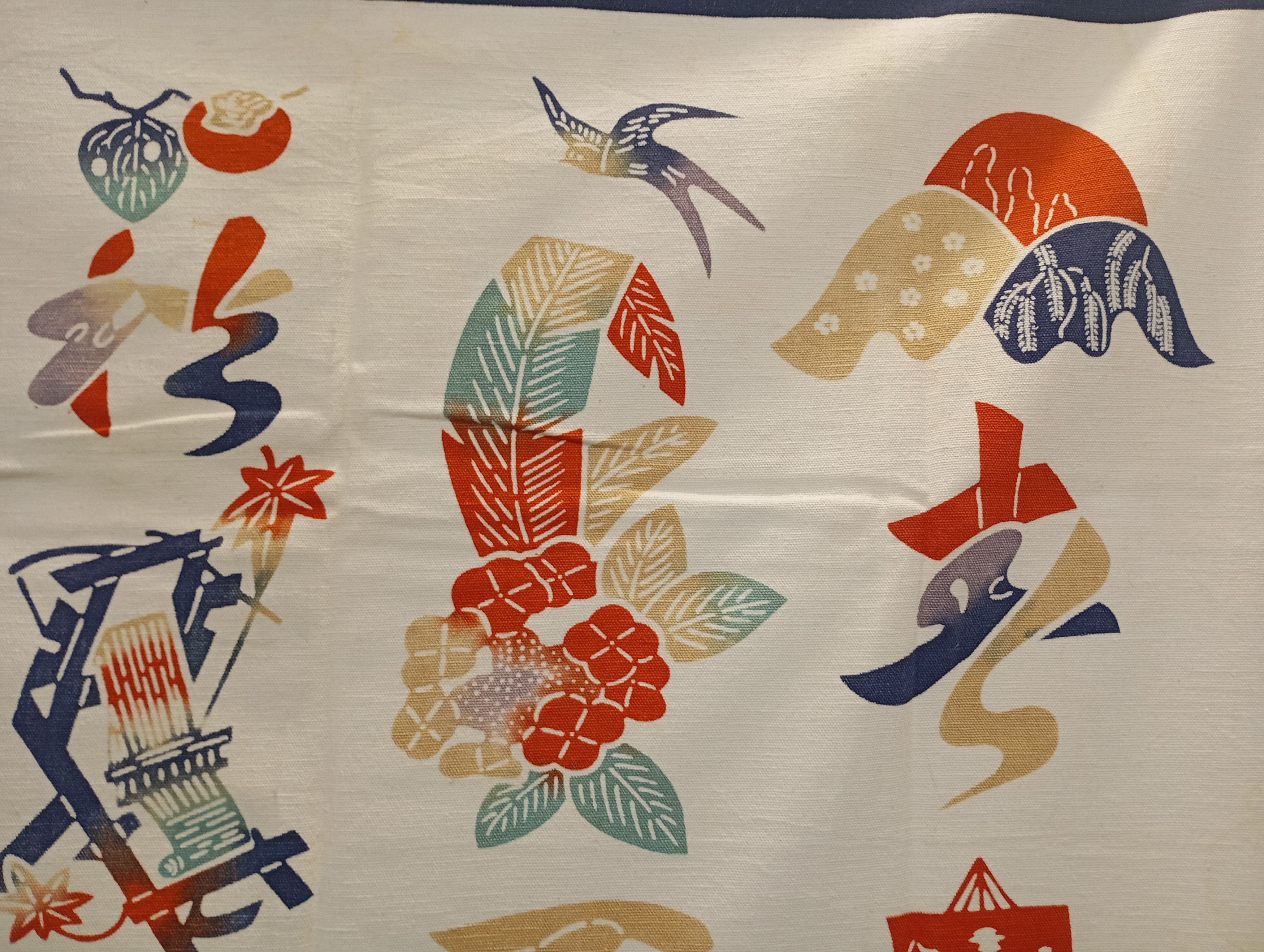 Japanese Brand Japanese Tablecloth Home decor Wall Decor Size ONE SIZE - 2 Thumbnail