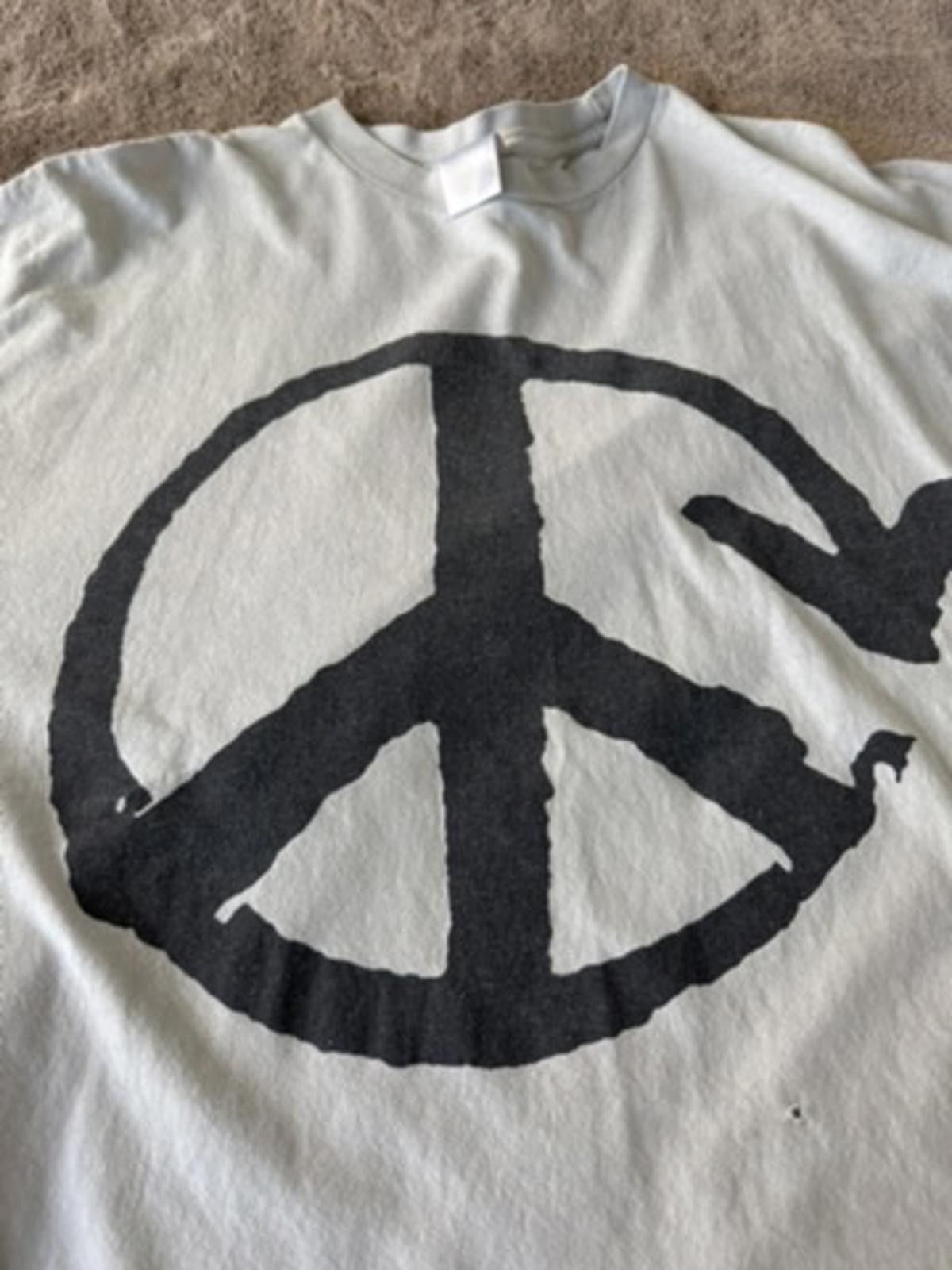 basketcase gallery Basketcase Gallery Vintage Peace Sign Graphic T-Shirt Size US XL / EU 56 / 4 - 2 Thumbnail