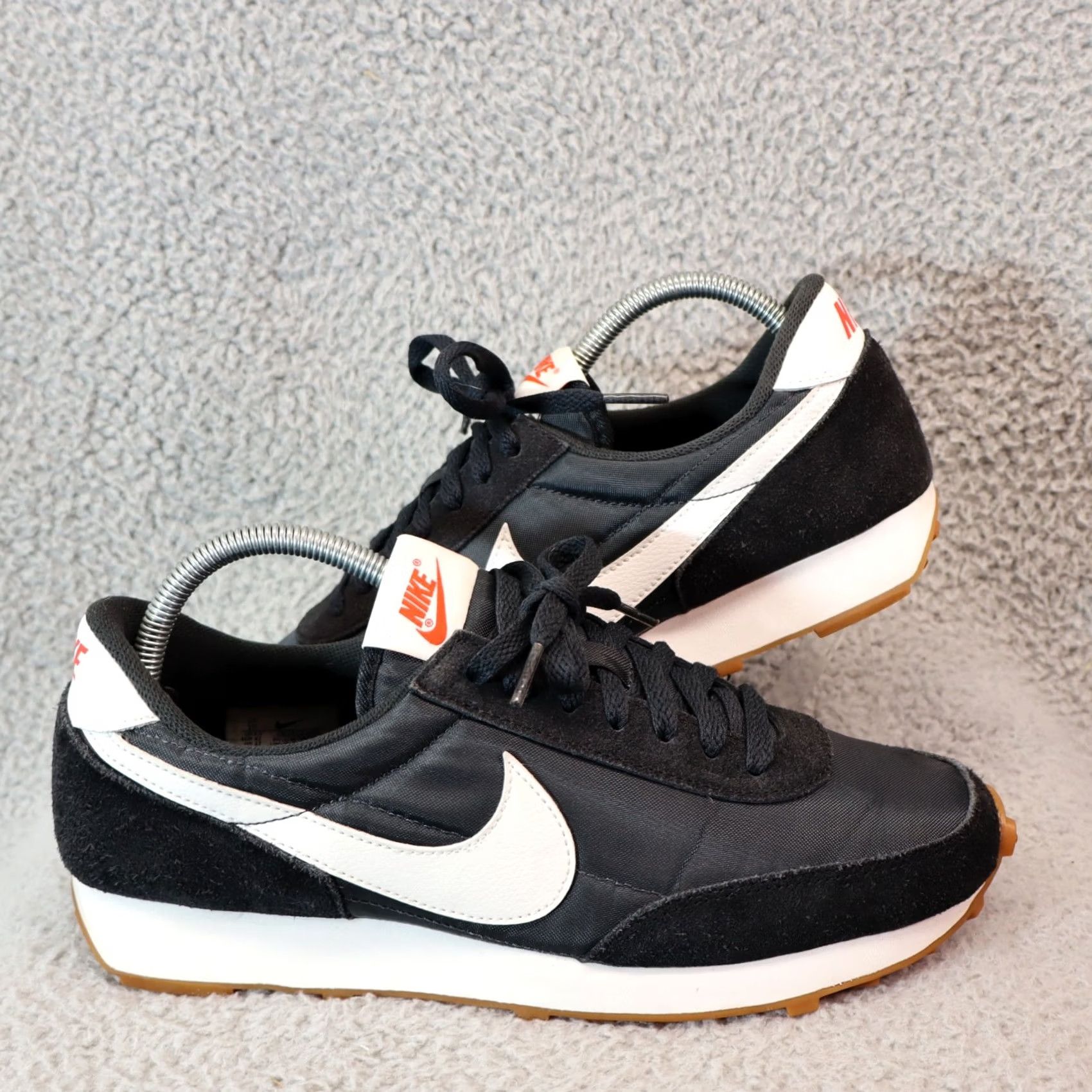Nike Nike Daybreak Low Black Womens 10 Sneaker Size US 10 / IT 40 - 2 Thumbnail