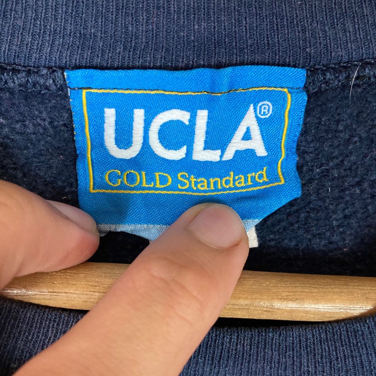 Vintage Vintage UCLA Spell Out Pullover Jumper Sweatshirt Size US M / EU 48-50 / 2 - 6 Thumbnail