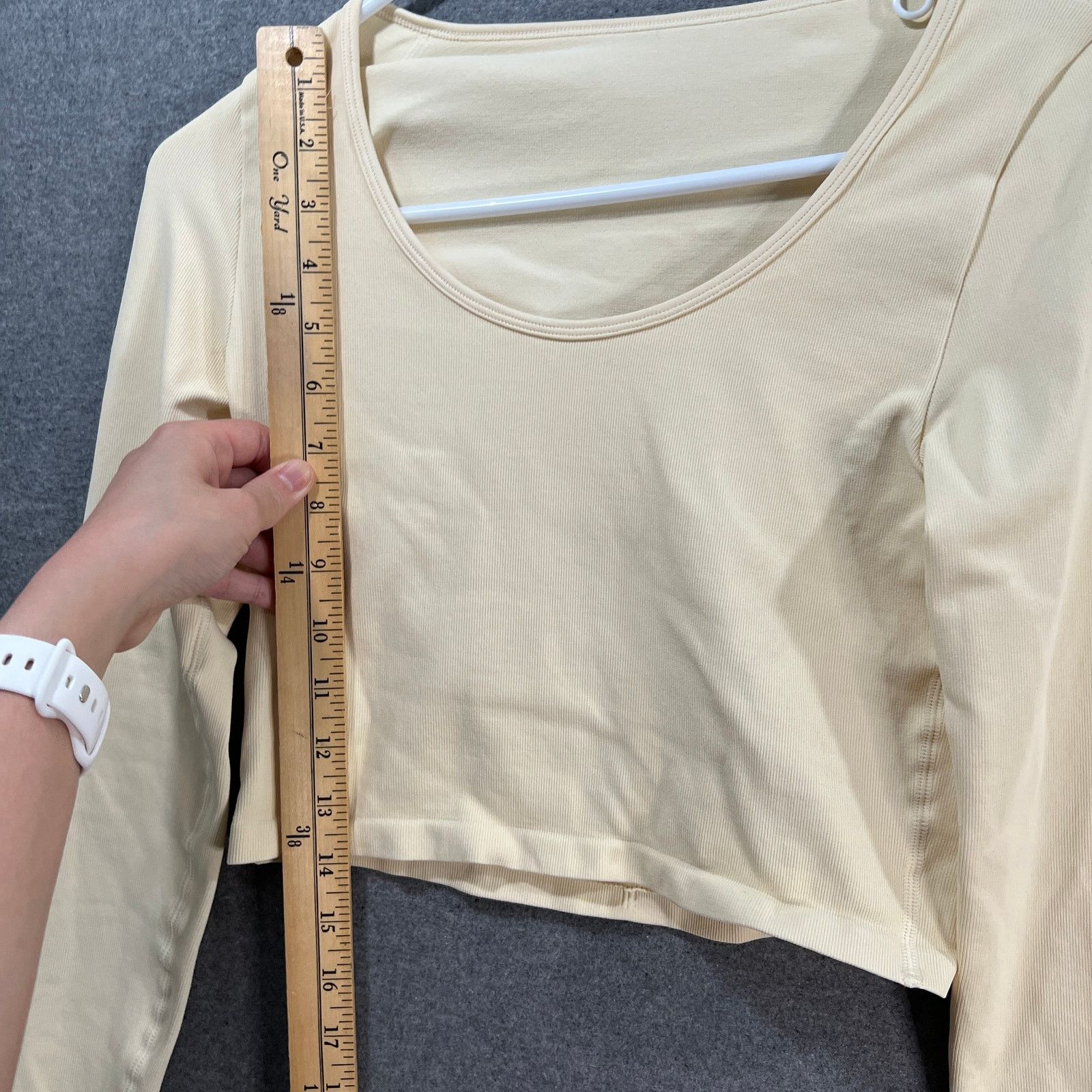 Other Workout 2 PC Crop Top Long Sleeve and Short Bottom Size M / US 6-8 / IT 42-44 - 6 Thumbnail