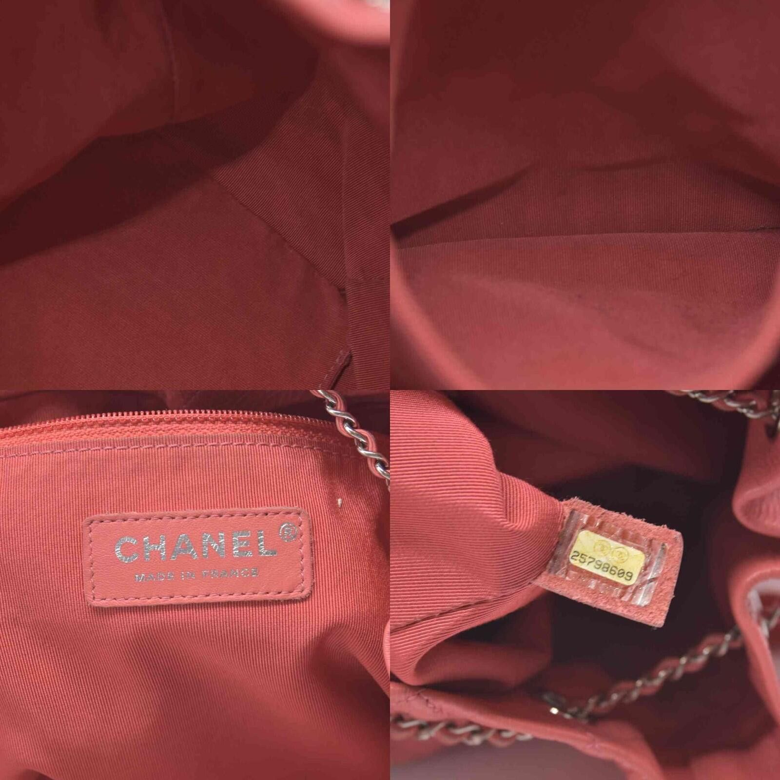Chanel $4500 Chanel Pink CC Chain Drawstring Bucket Bag Leather Size ONE SIZE - 5 Thumbnail