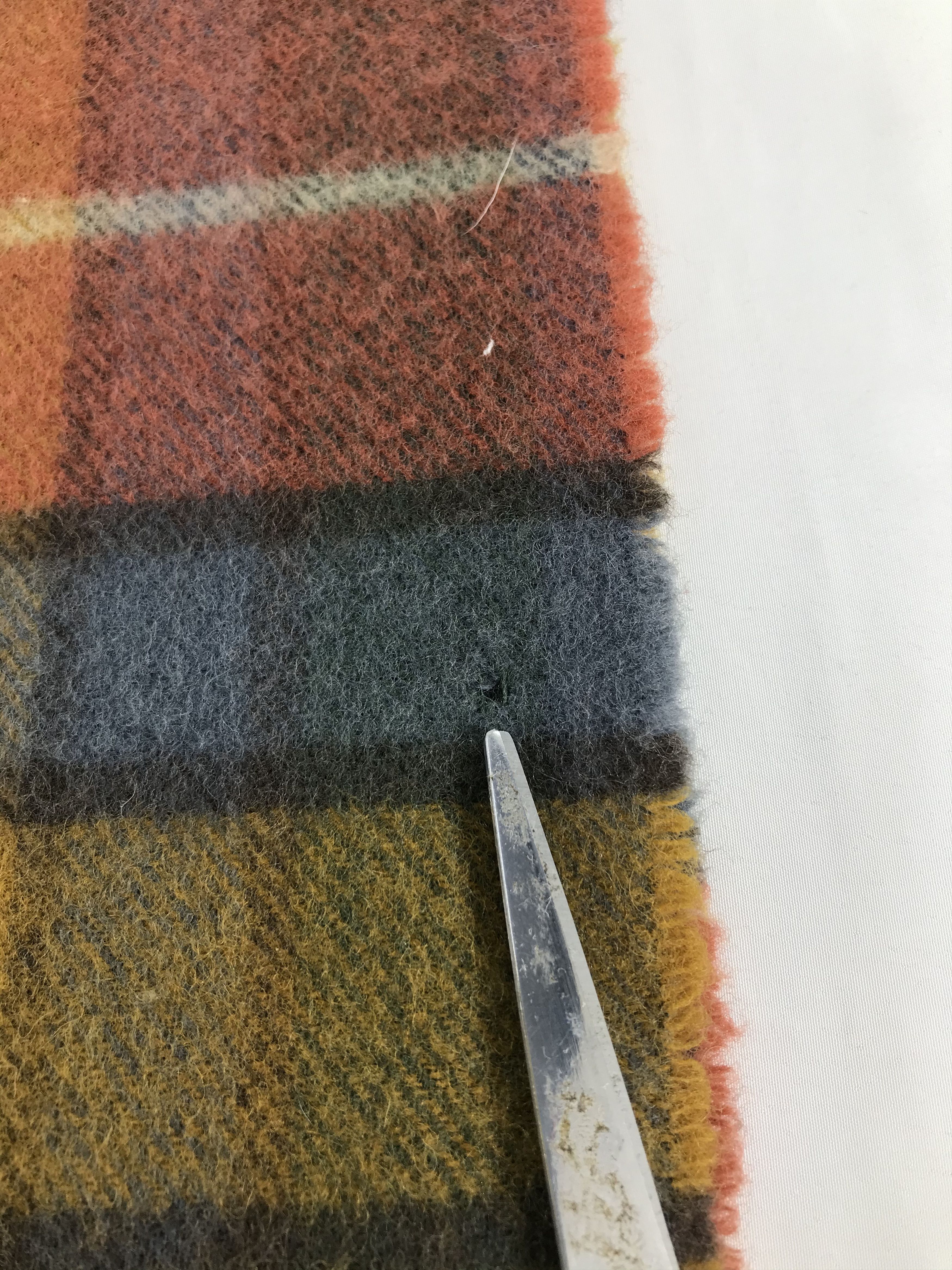Johnstons Of Elgin James Johnston Tartan Wool Scarf Muffler V149 Size ONE SIZE - 5 Thumbnail