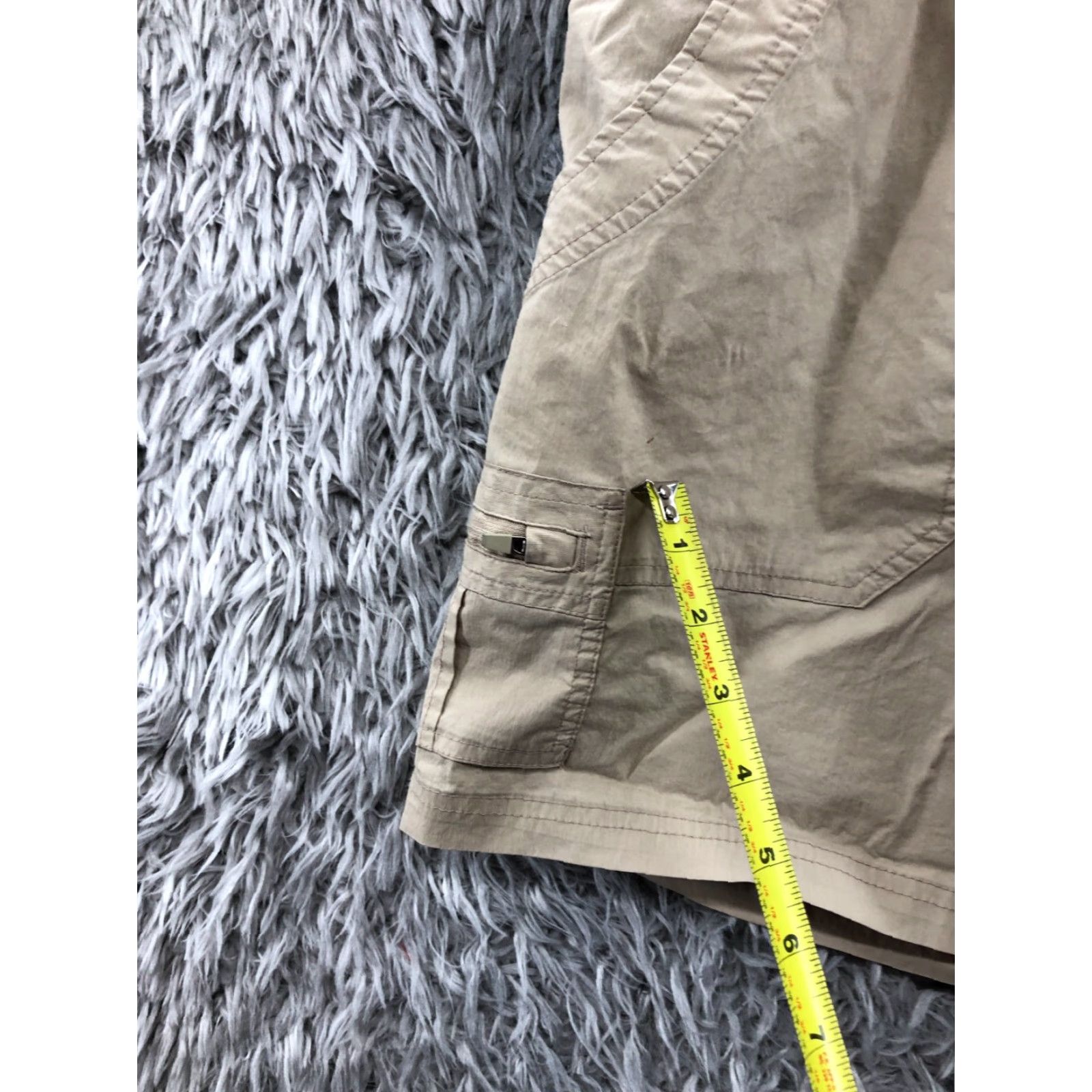 Vintage CQR Cargo Shorts Men Adult L Regular Beige Cotton Blend 5-Pocket Mid Rise 7in Inseam Jeans? Size US 33 - 4 Thumbnail