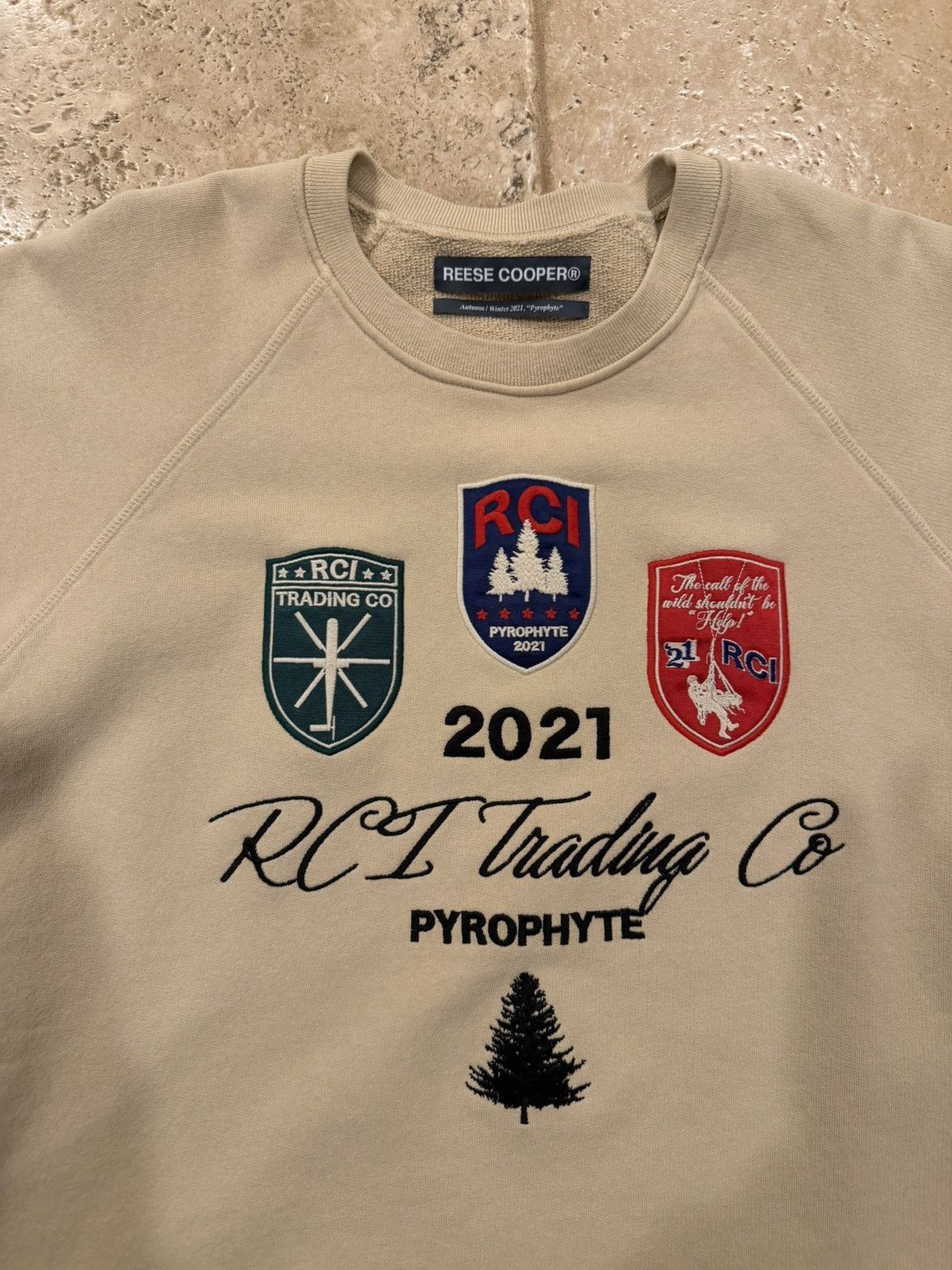 Reese Cooper Reese Cooper AW21 Biege Inc Forest Patch Crewneck Swearshirt Size US XL / EU 56 / 4 - 6 Thumbnail