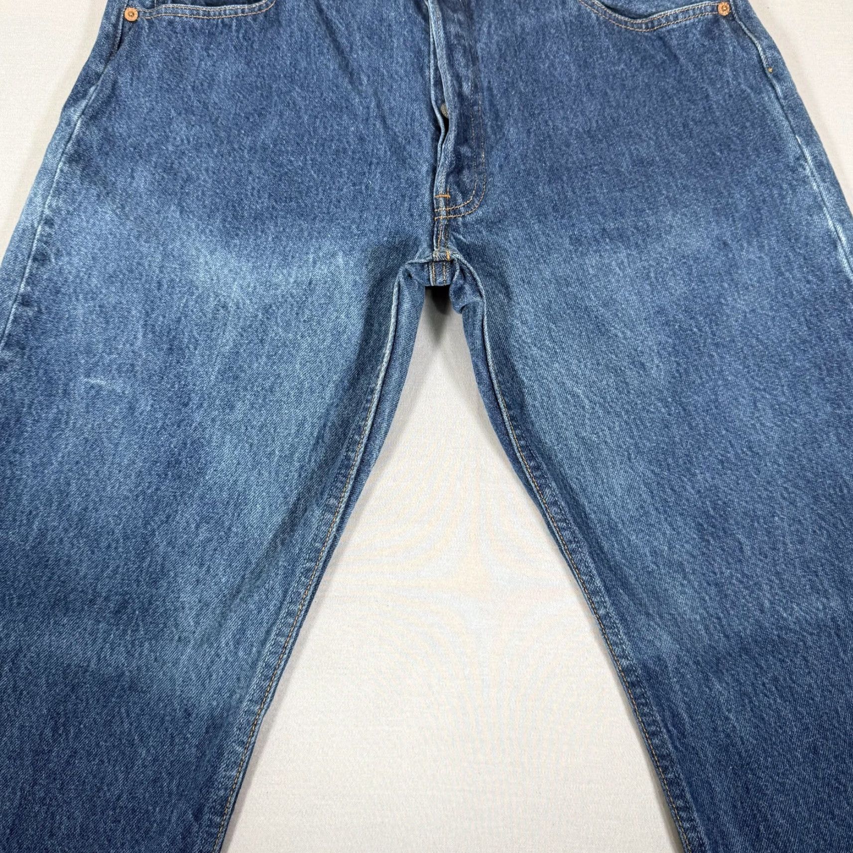 Levi's VINTAGE Levi's Jeans Mens 34x29 Blue 501 Straight Fit Denim Pants Western 90s USA Size US 34 / EU 50 - 3 Thumbnail