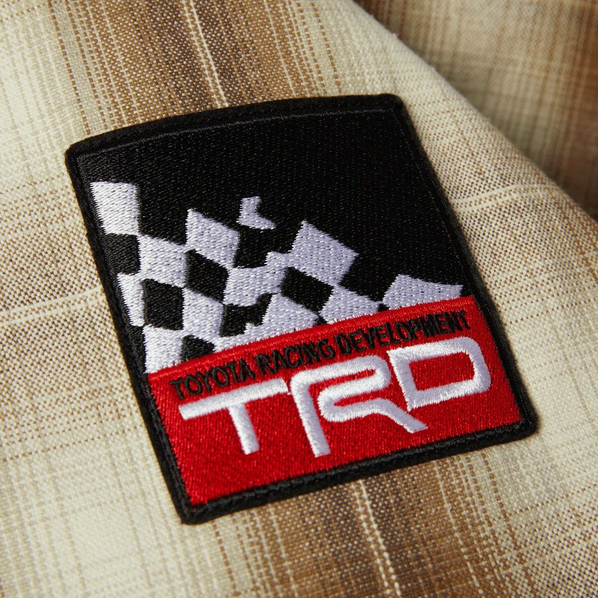 Huf TRD Toyota Shacket Size US XL / EU 56 / 4 - 5 Thumbnail